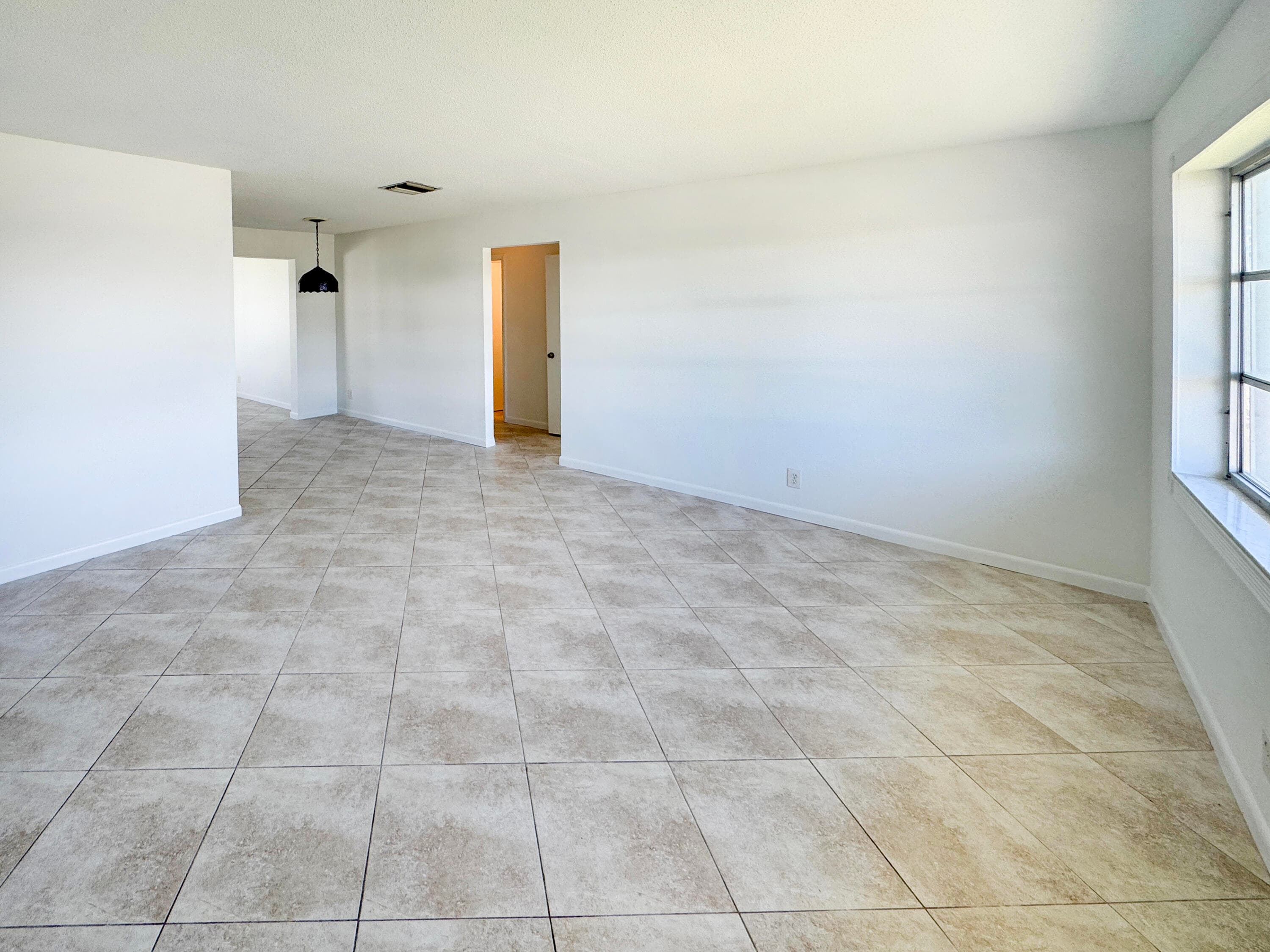 514 SW 20th Street, Boynton Beach, FL 33426 — photo 3 of 60