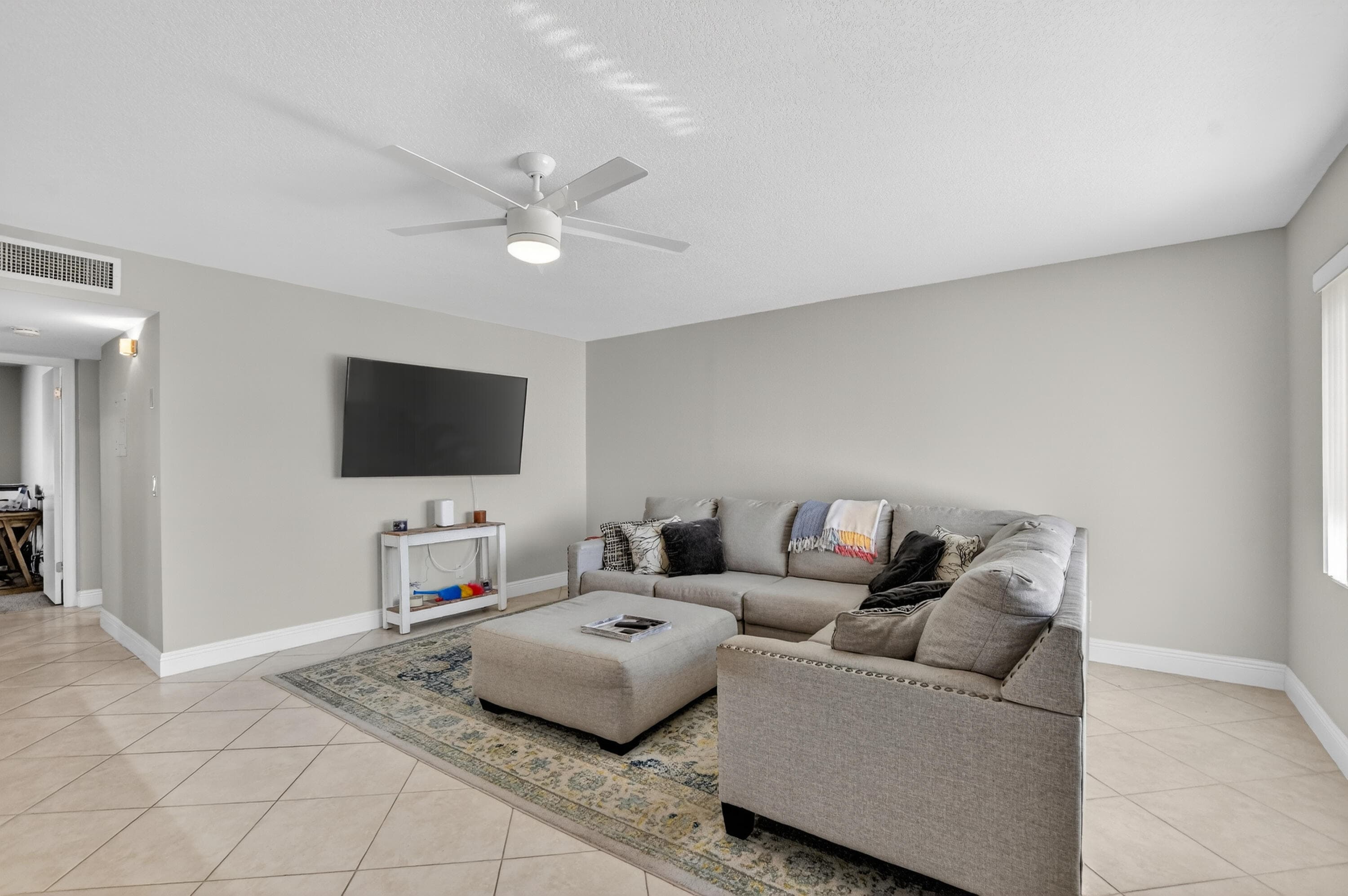 805 Flanders Q 805, Delray Beach, FL 33484 — photo 5 of 41