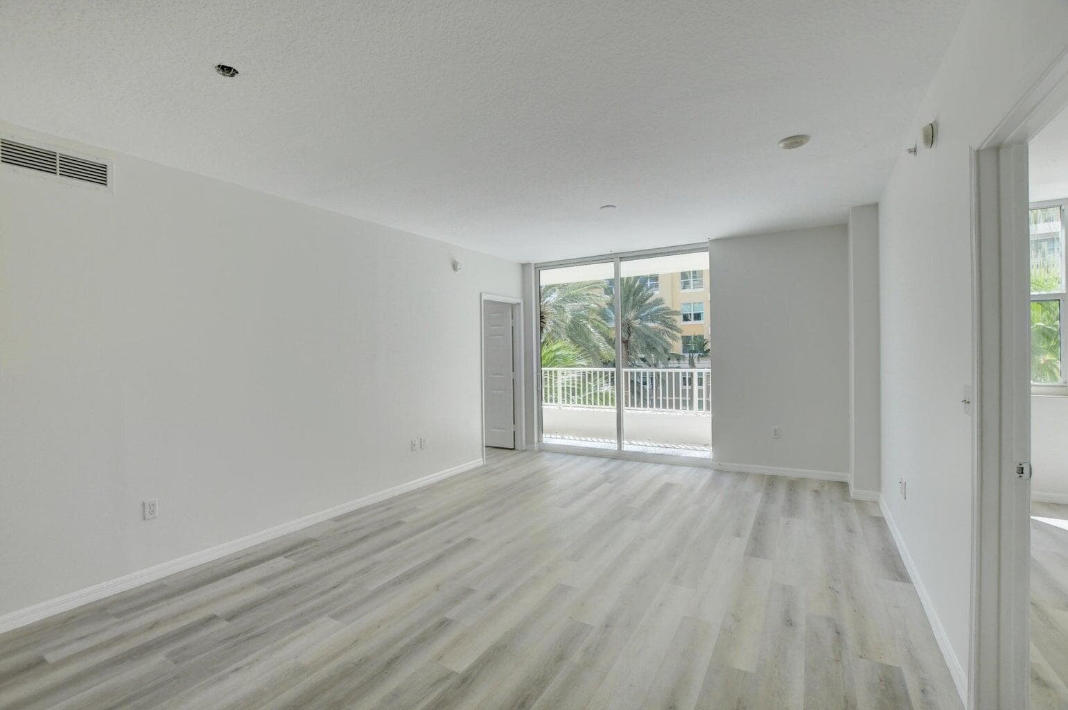 700 E Boynton Beach Boulevard 403, Boynton Beach, FL 33435 — photo 8 of 25