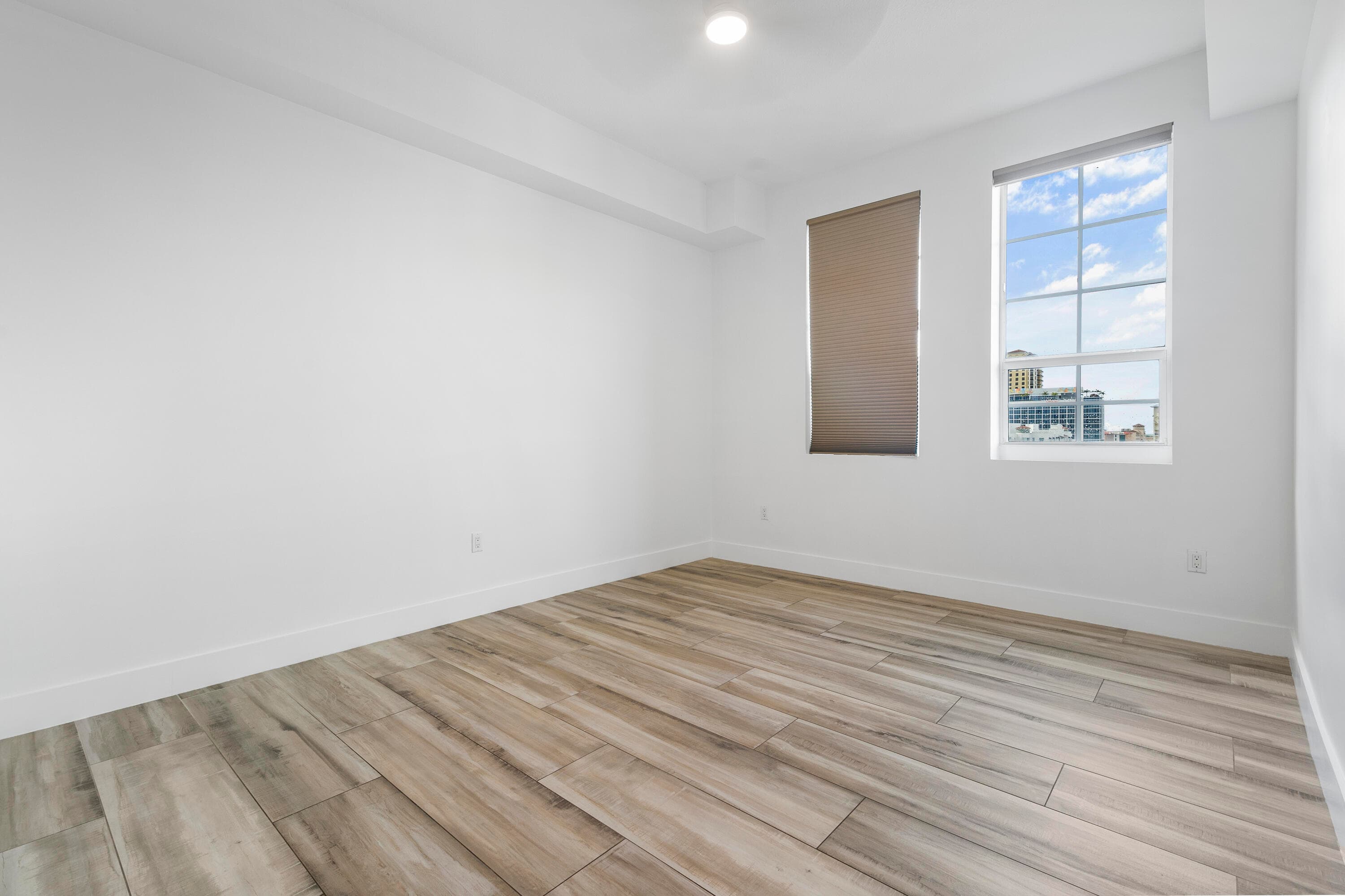 410 Evernia Street 807, West Palm Beach, FL 33401 — photo 19 of 29