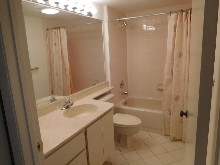 2601 Village Boulevard 406, West Palm Beach, FL 33409 — photo 7 of 13