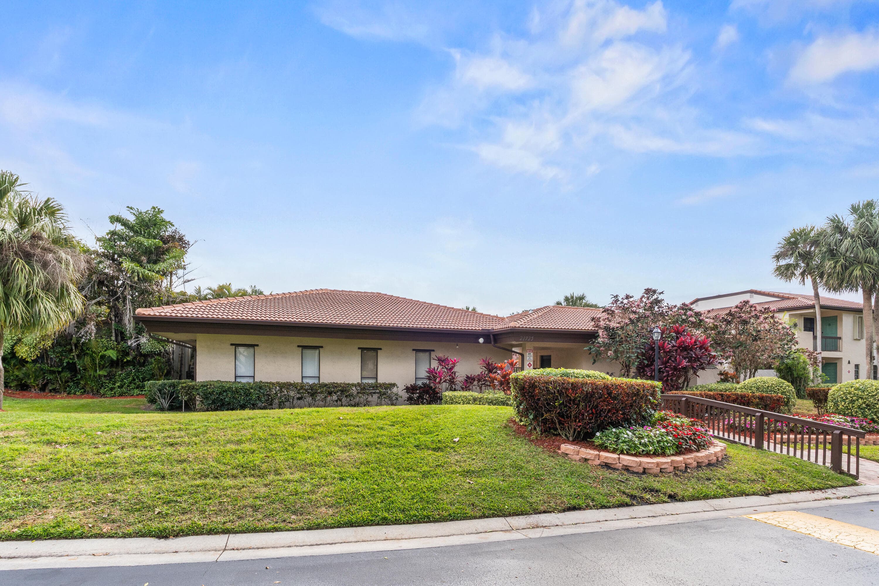 21766 Cypress Drive 20b, Boca Raton, FL 33433 — photo 27 of 40