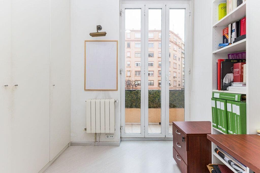26 Carrer Del Mestre Gozalbo — photo 18 of 49