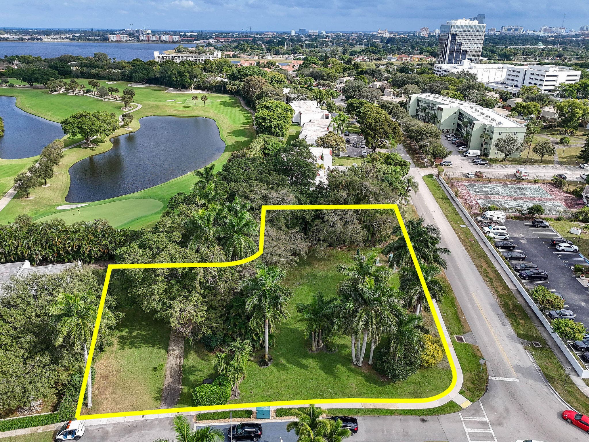 1617 Embassy Drive, West Palm Beach, FL 33401 — photo 7 of 19