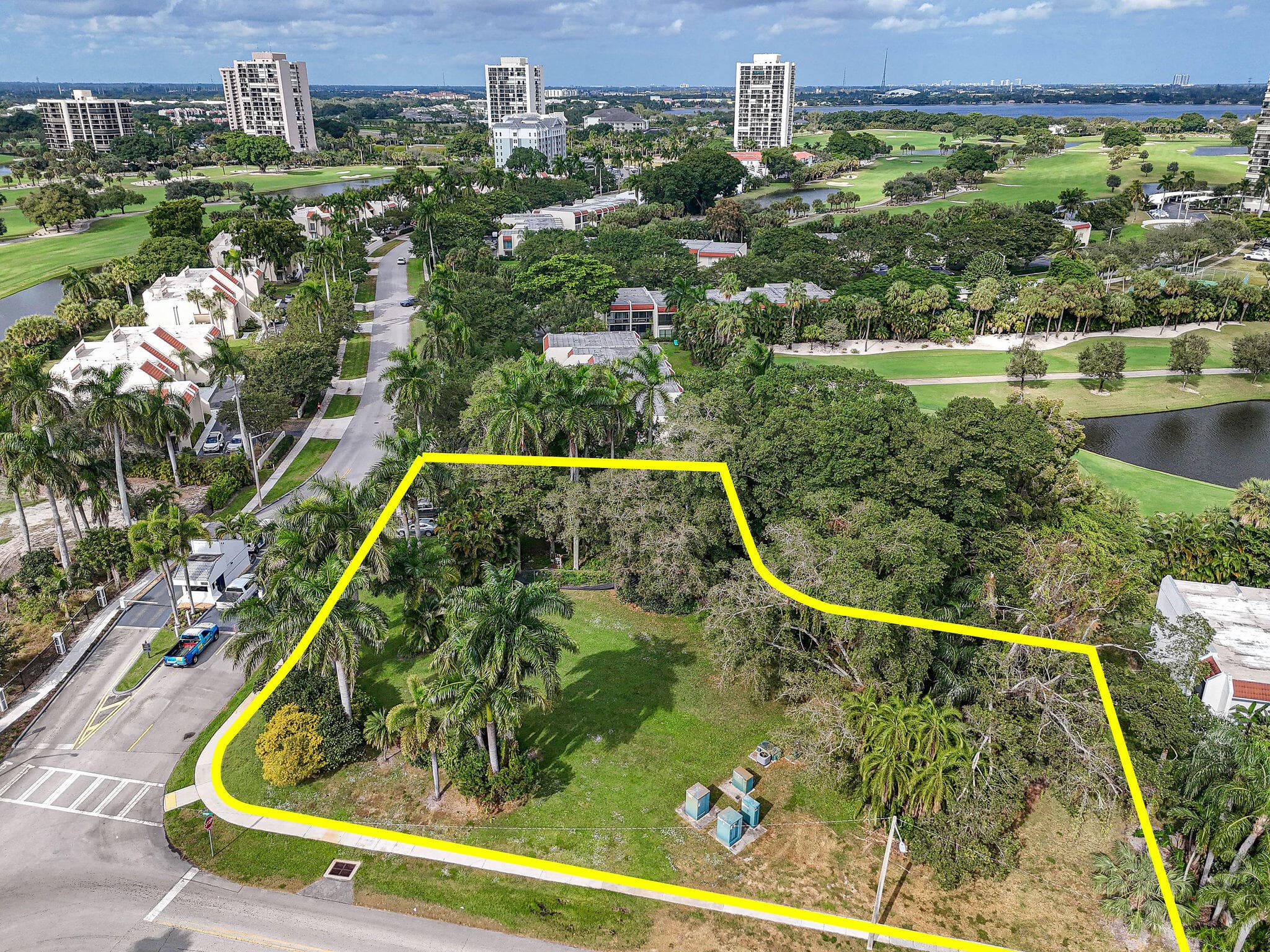 1617 Embassy Drive, West Palm Beach, FL 33401 — photo 9 of 19