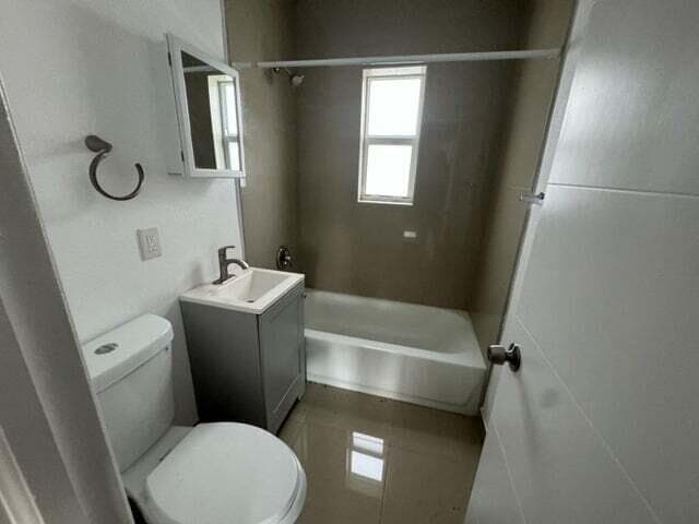 206 NW 84th Street 206, Miami, FL 33150 — photo 16 of 20