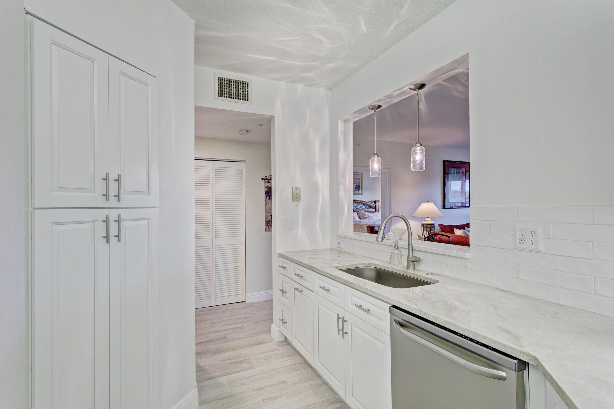500 Uno Lago Drive 402, Juno Beach, FL 33408 — photo 9 of 36