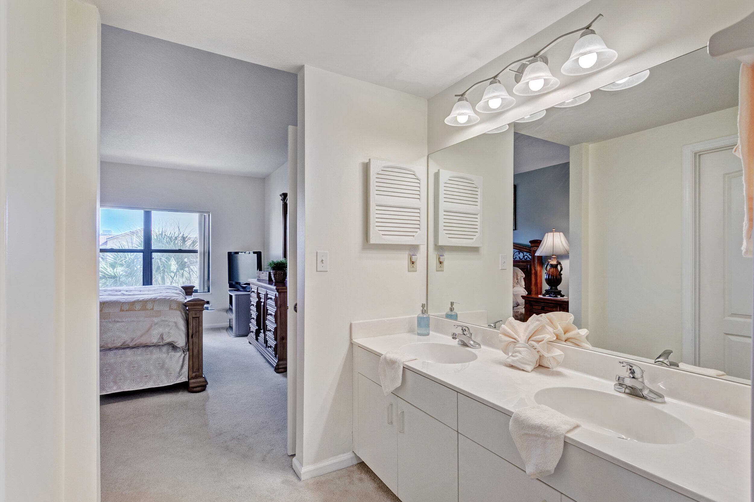 500 Uno Lago Drive 402, Juno Beach, FL 33408 — photo 21 of 36