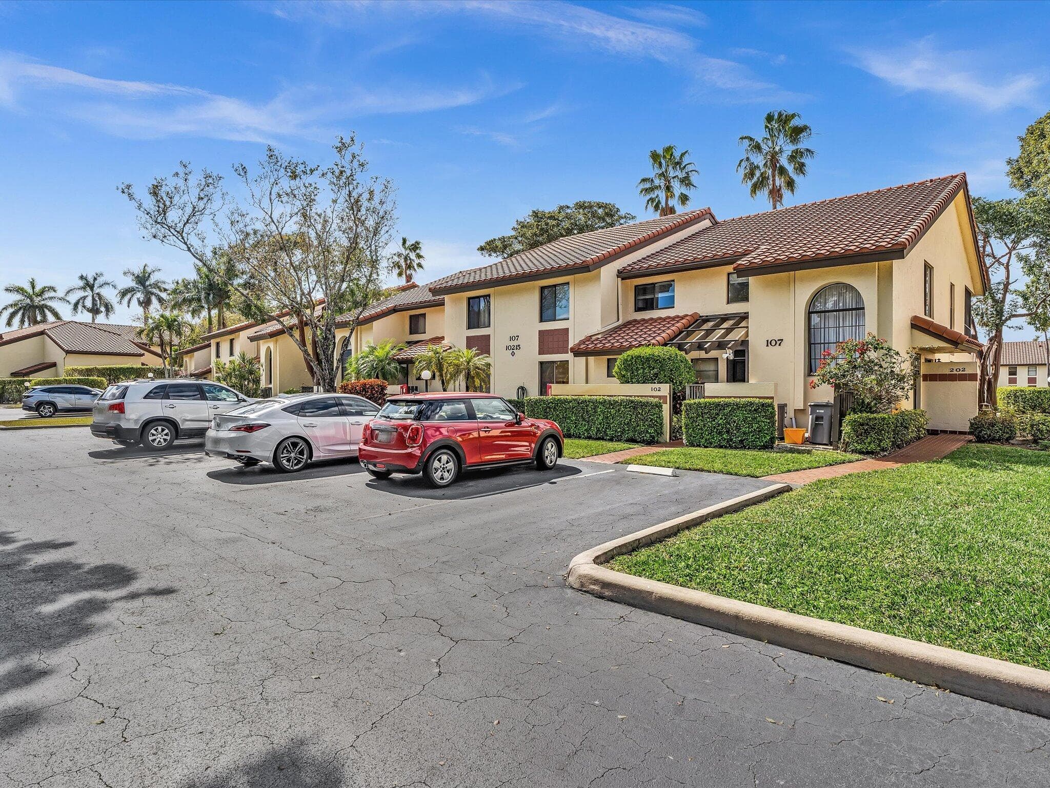 10215 N Circle Lake Drive 201, Boynton Beach, FL 33437 — photo 3 of 48