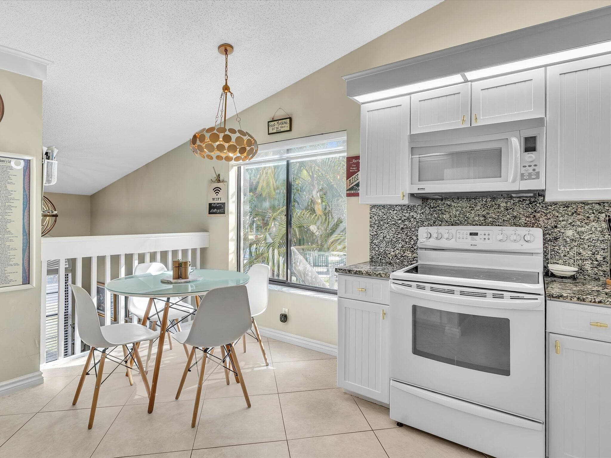 10215 N Circle Lake Drive 201, Boynton Beach, FL 33437 — photo 5 of 48
