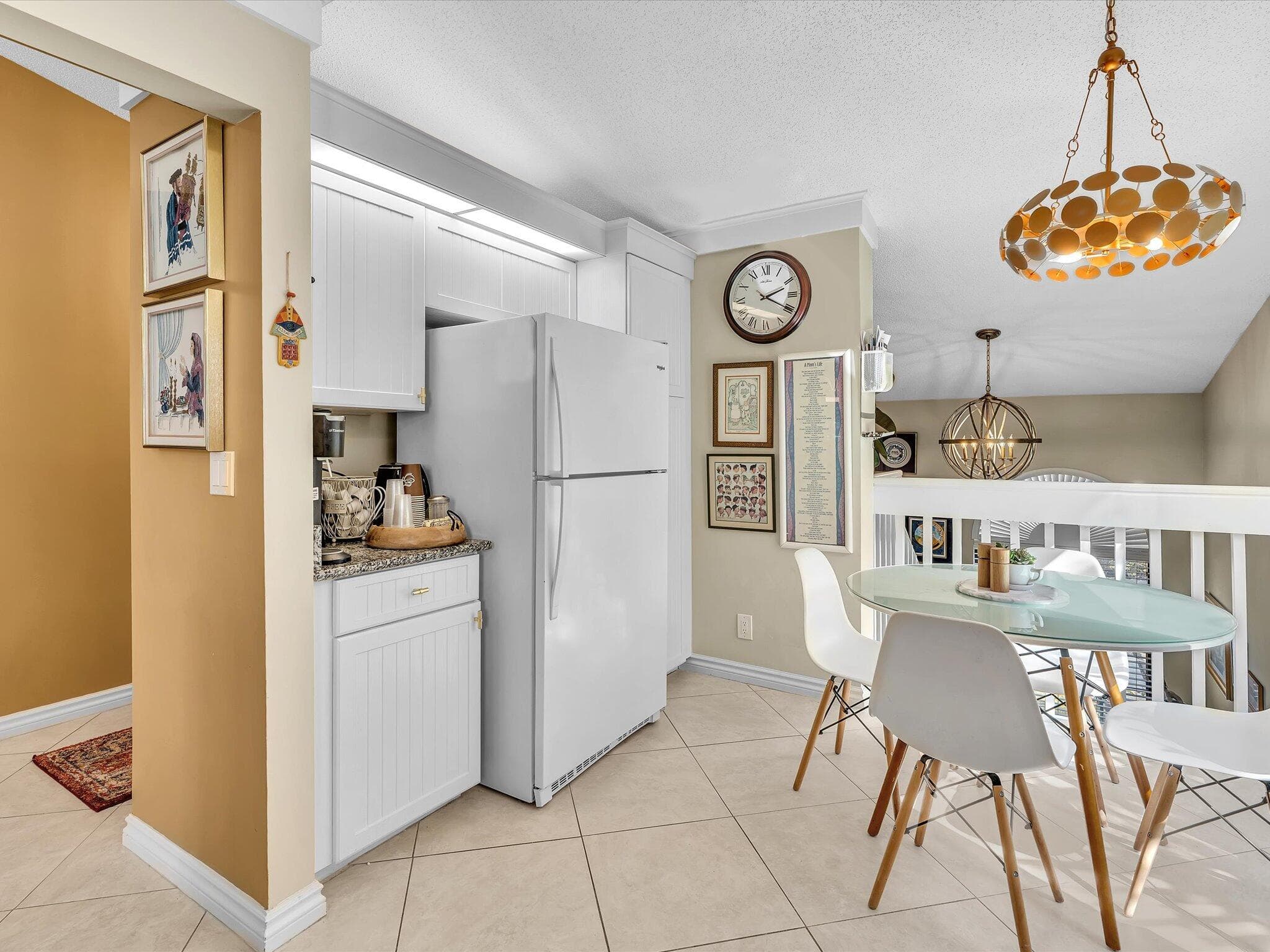 10215 N Circle Lake Drive 201, Boynton Beach, FL 33437 — photo 6 of 48