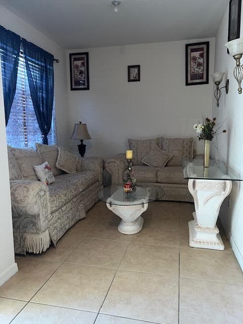 5845 Gypsum Place, West Palm Beach, FL 33413 — photo 13 of 23