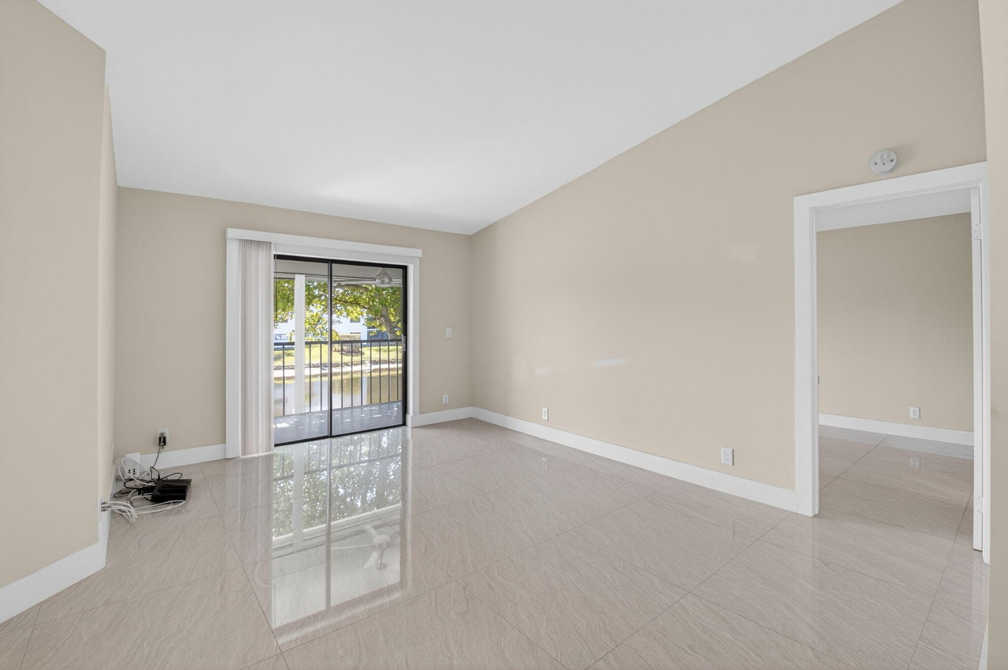 15453 Lakes Of Delray Boulevard 204, Delray Beach, FL 33484 — photo 7 of 46