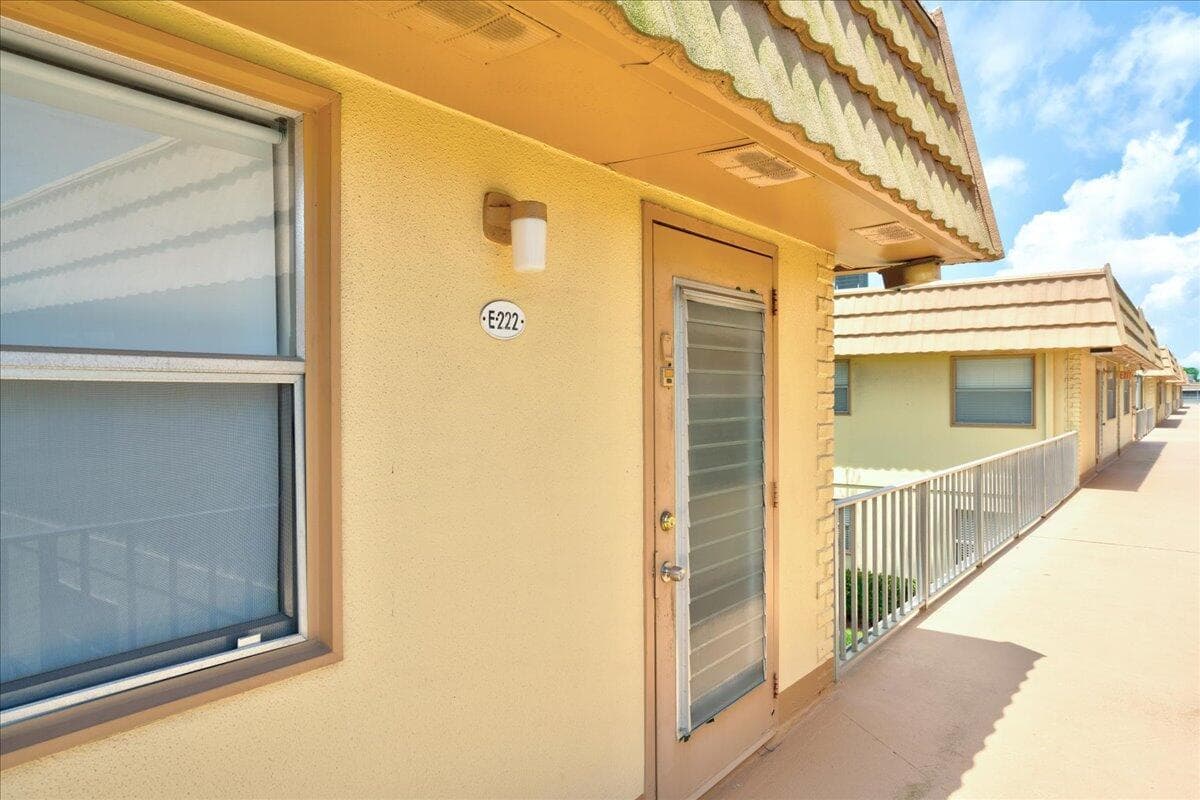 222 Saxony E 222, Delray Beach, FL 33446 — photo 2 of 17