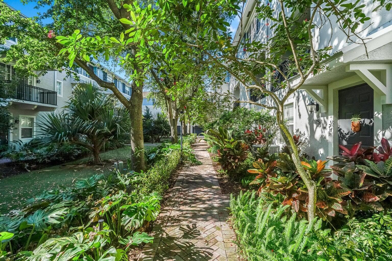 75 Atlantic Grove Way, Delray Beach, FL 33444 — photo 2 of 27