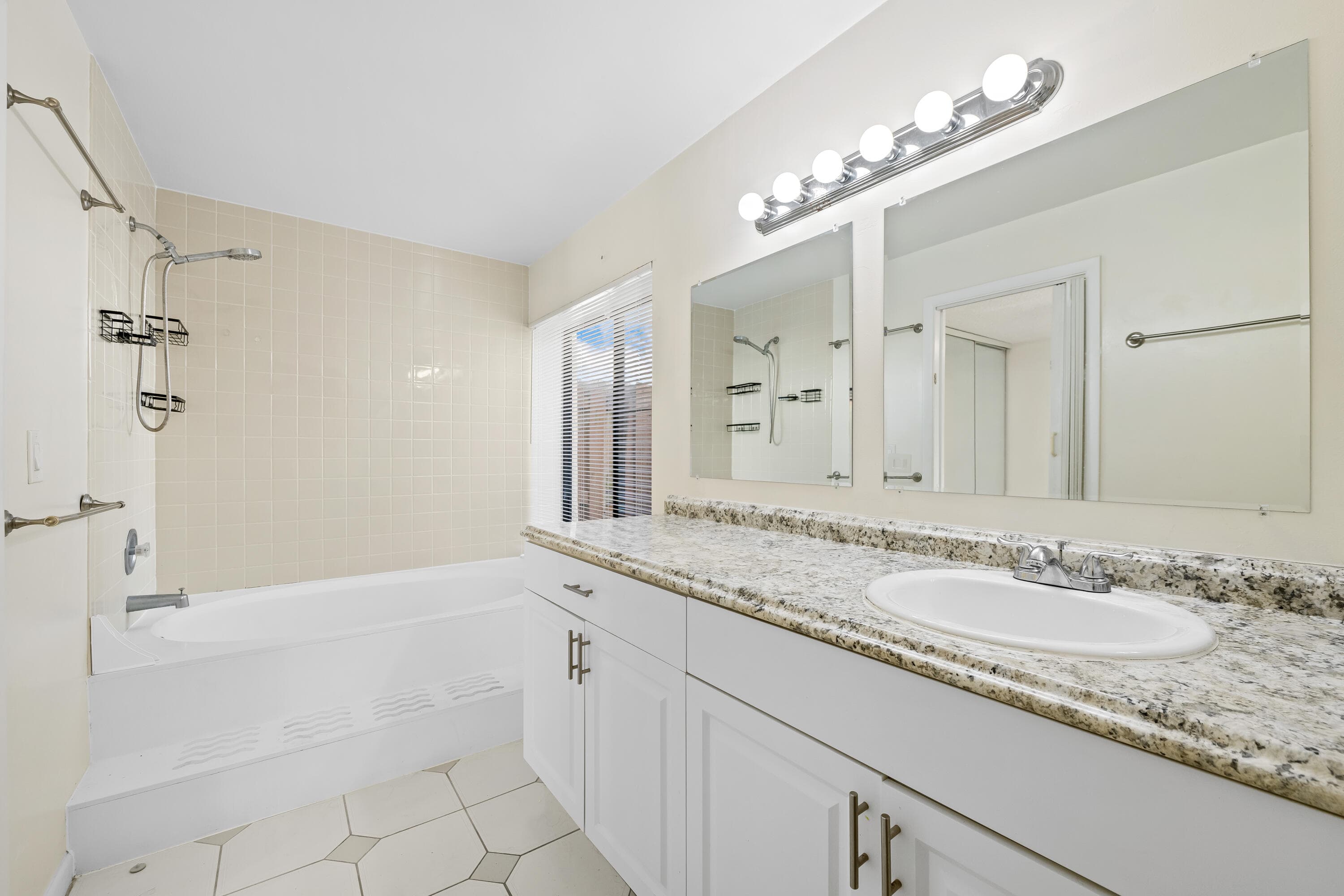 631 Executive Center Drive K104, West Palm Beach, FL 33401 — photo 10 of 14
