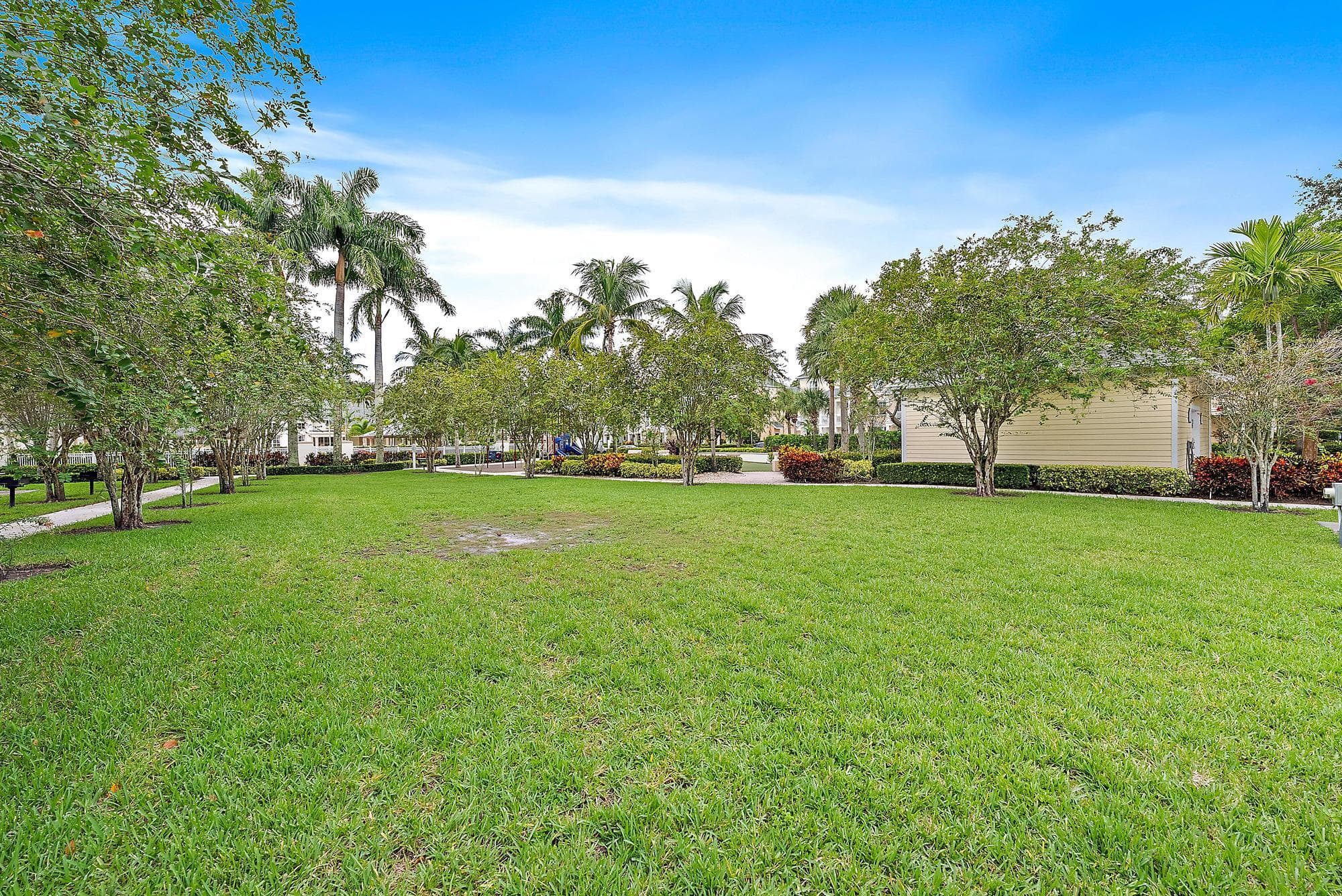 225 Murcia Drive 109, Jupiter, FL 33458 — photo 32 of 50