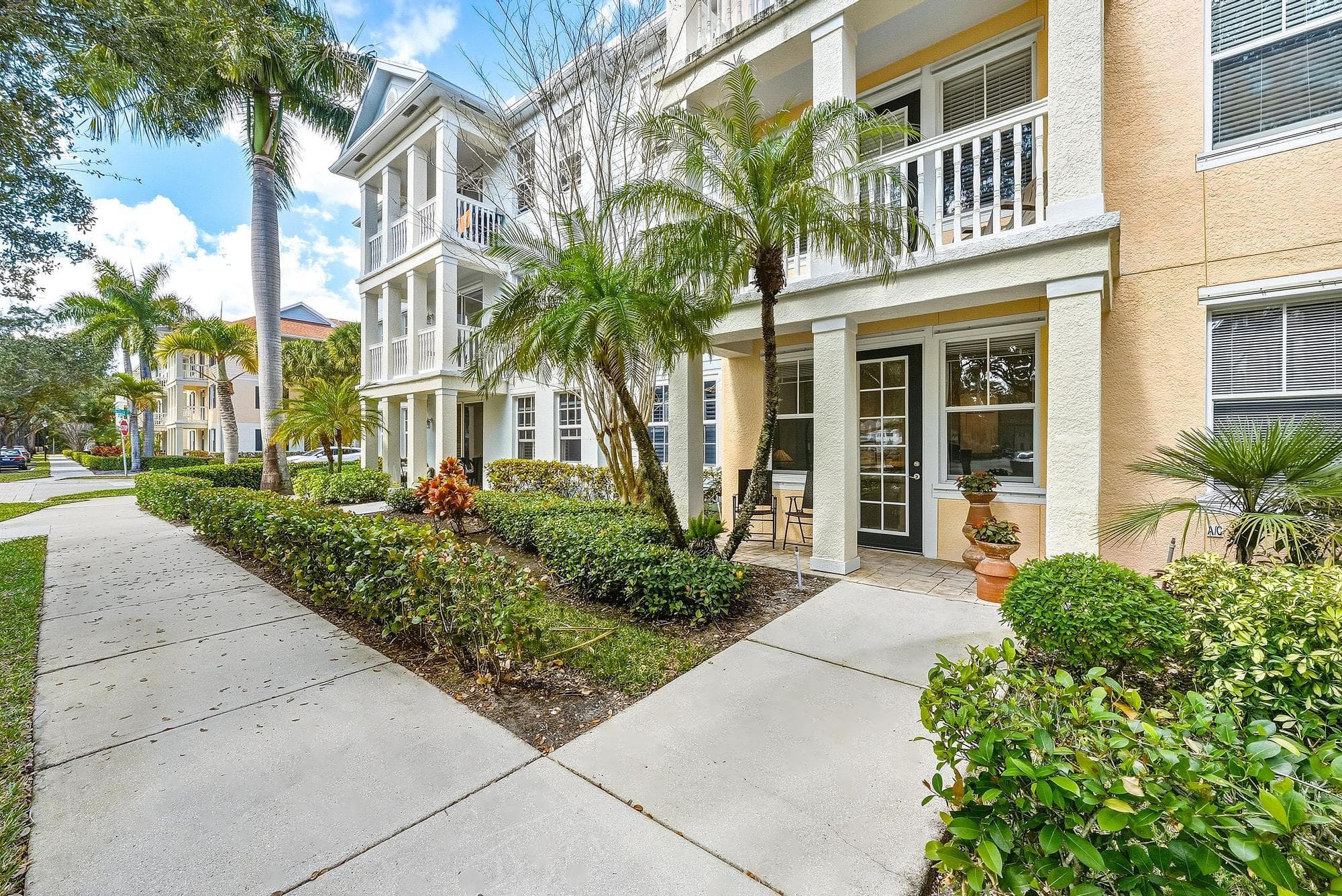 225 Murcia Drive 109, Jupiter, FL 33458 — photo 4 of 50