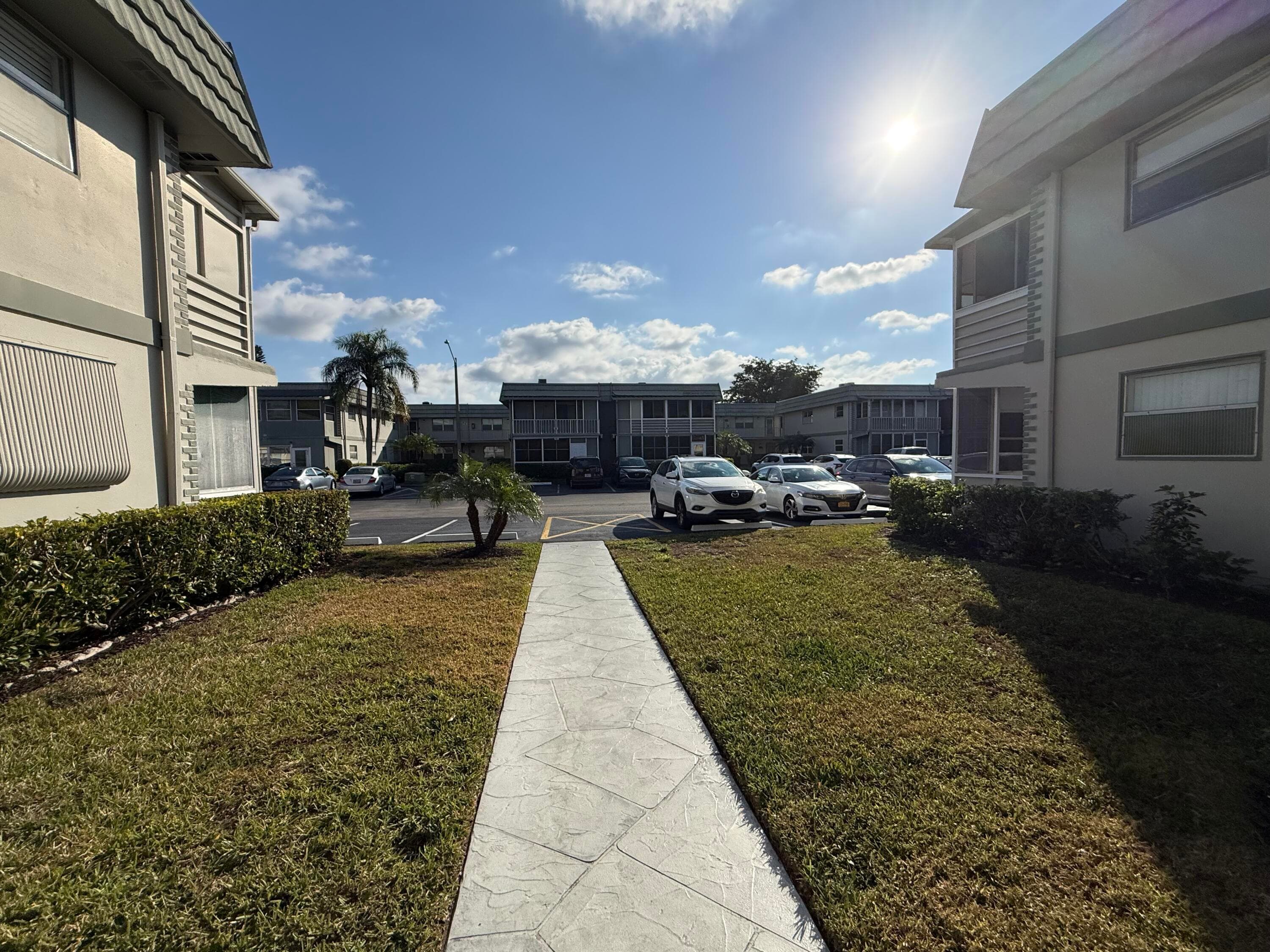 137 Monaco C, Delray Beach, FL 33446 — photo 9 of 10