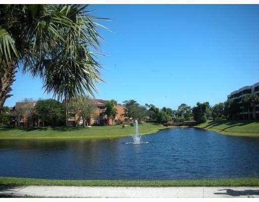1725 Palm Cove Boulevard 104, Delray Beach, FL 33445 — photo 1 of 36