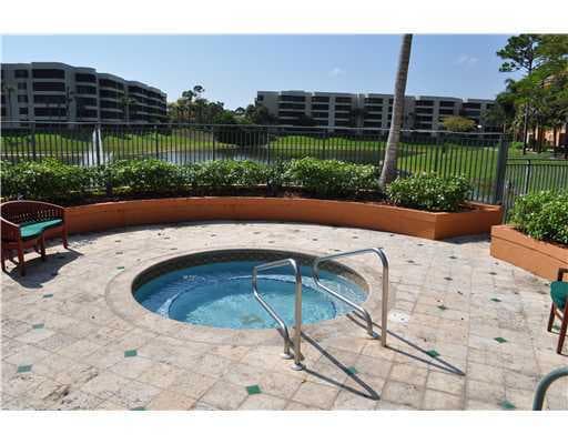 1725 Palm Cove Boulevard 104, Delray Beach, FL 33445 — photo 3 of 36