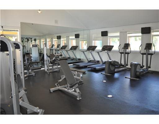 1725 Palm Cove Boulevard 104, Delray Beach, FL 33445 — photo 9 of 36
