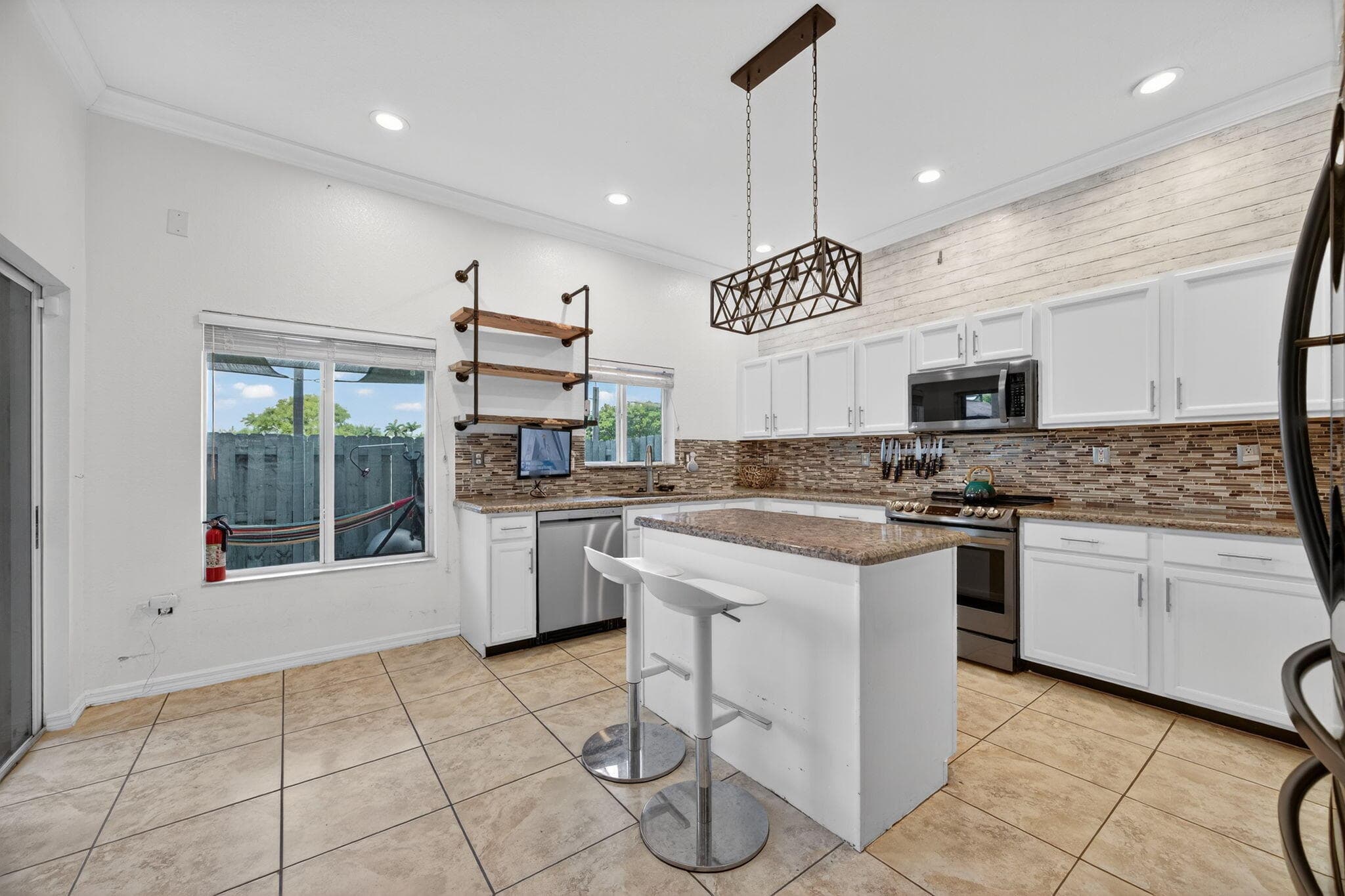 2332 SE 16th Terrace, Homestead, FL 33035 — photo 8 of 26