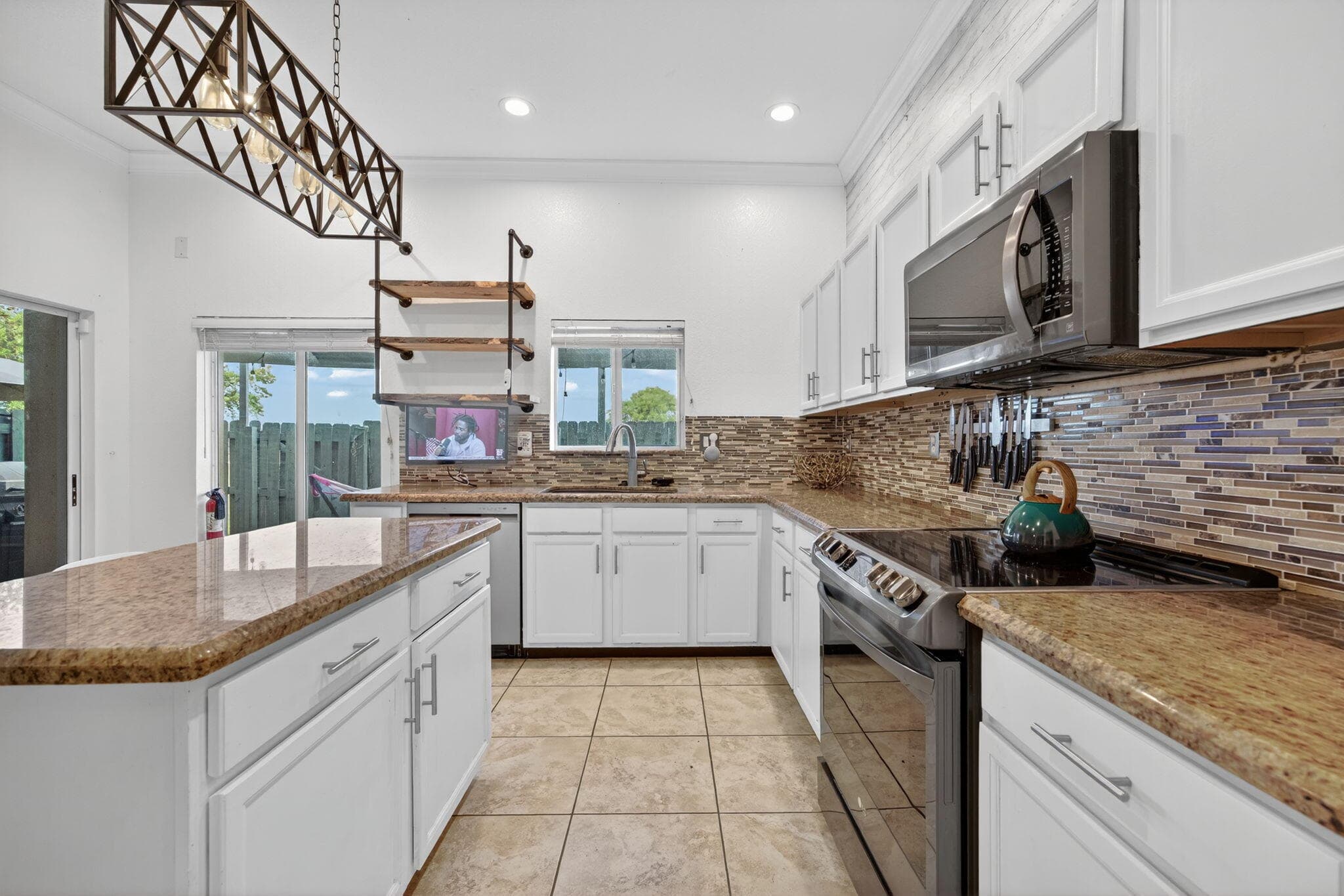 2332 SE 16th Terrace, Homestead, FL 33035 — photo 9 of 26
