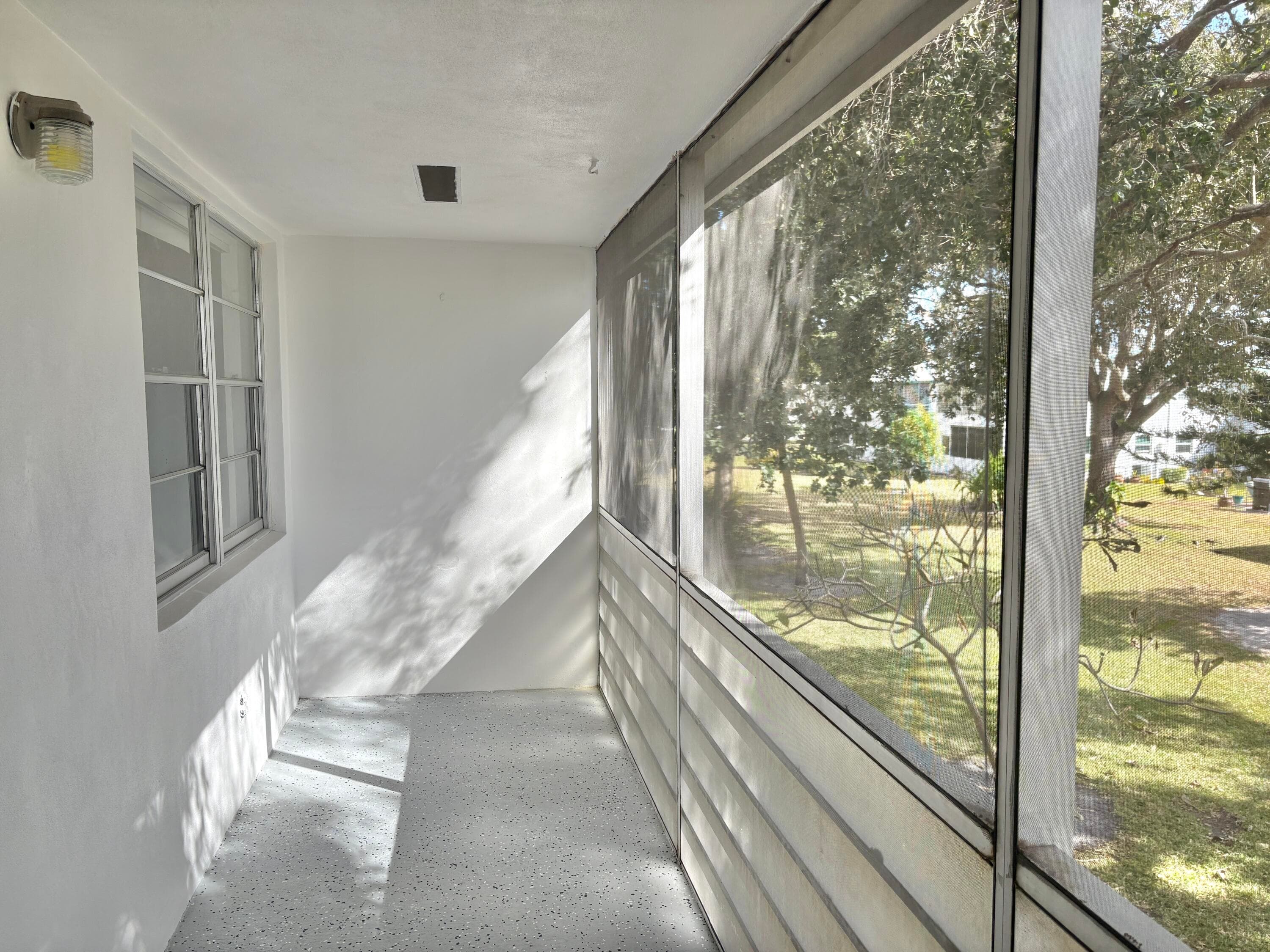 239 Sussex L, West Palm Beach, FL 33417 — photo 1 of 25