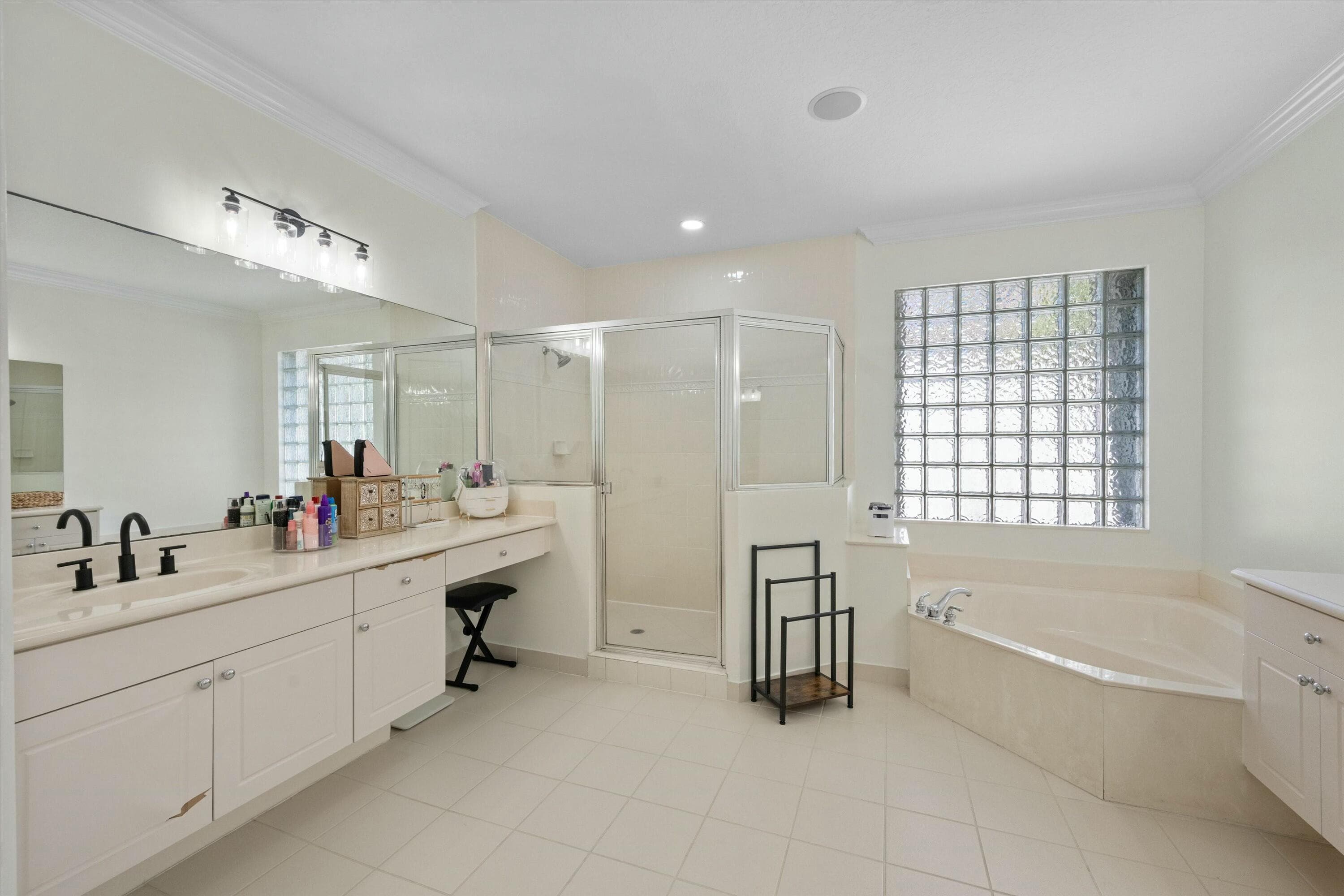 1386 Beacon Circle, Wellington, FL 33414 — photo 17 of 33