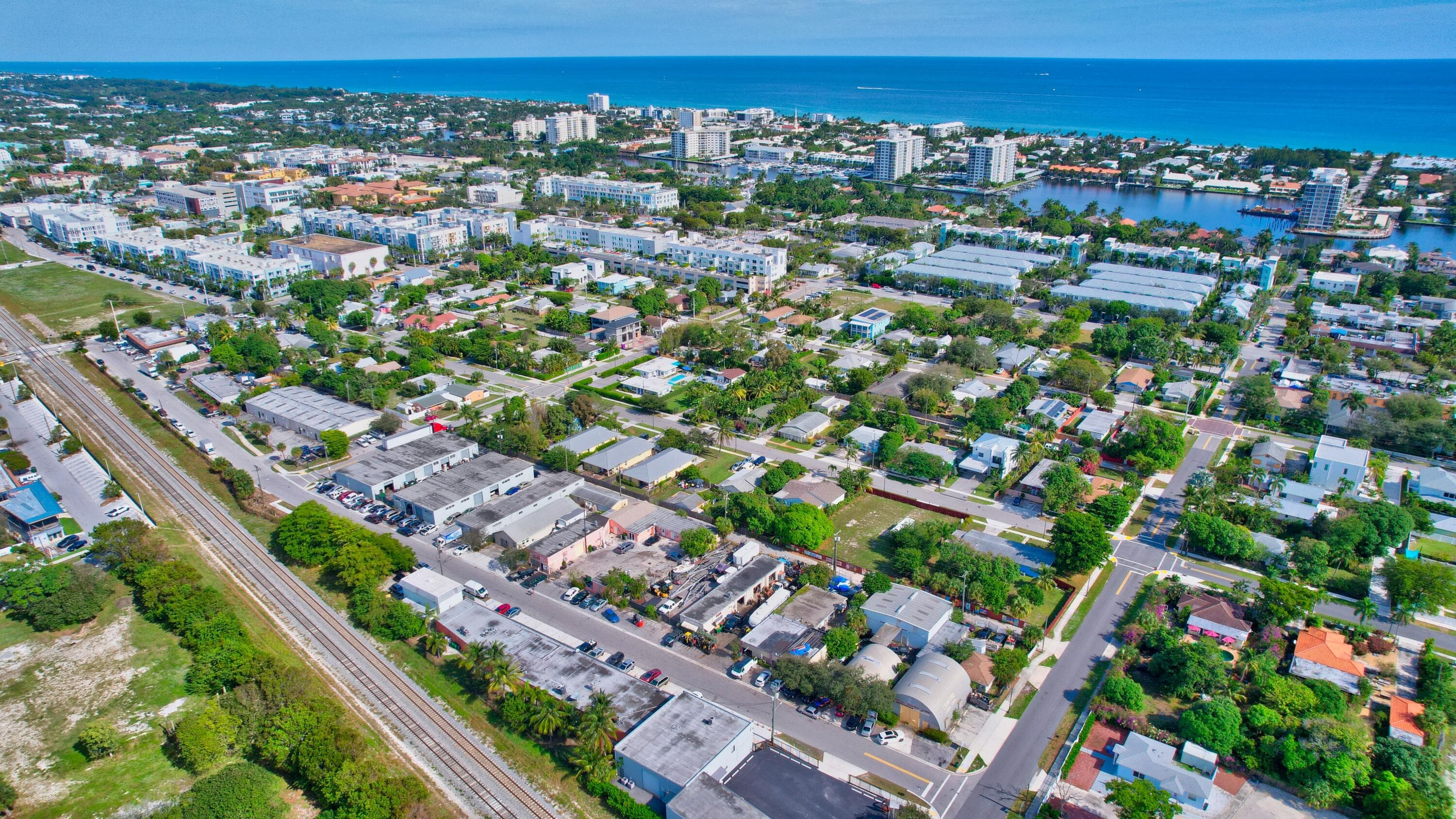 369 SE 2nd Avenue, Delray Beach, FL 33483 — photo 1 of 14
