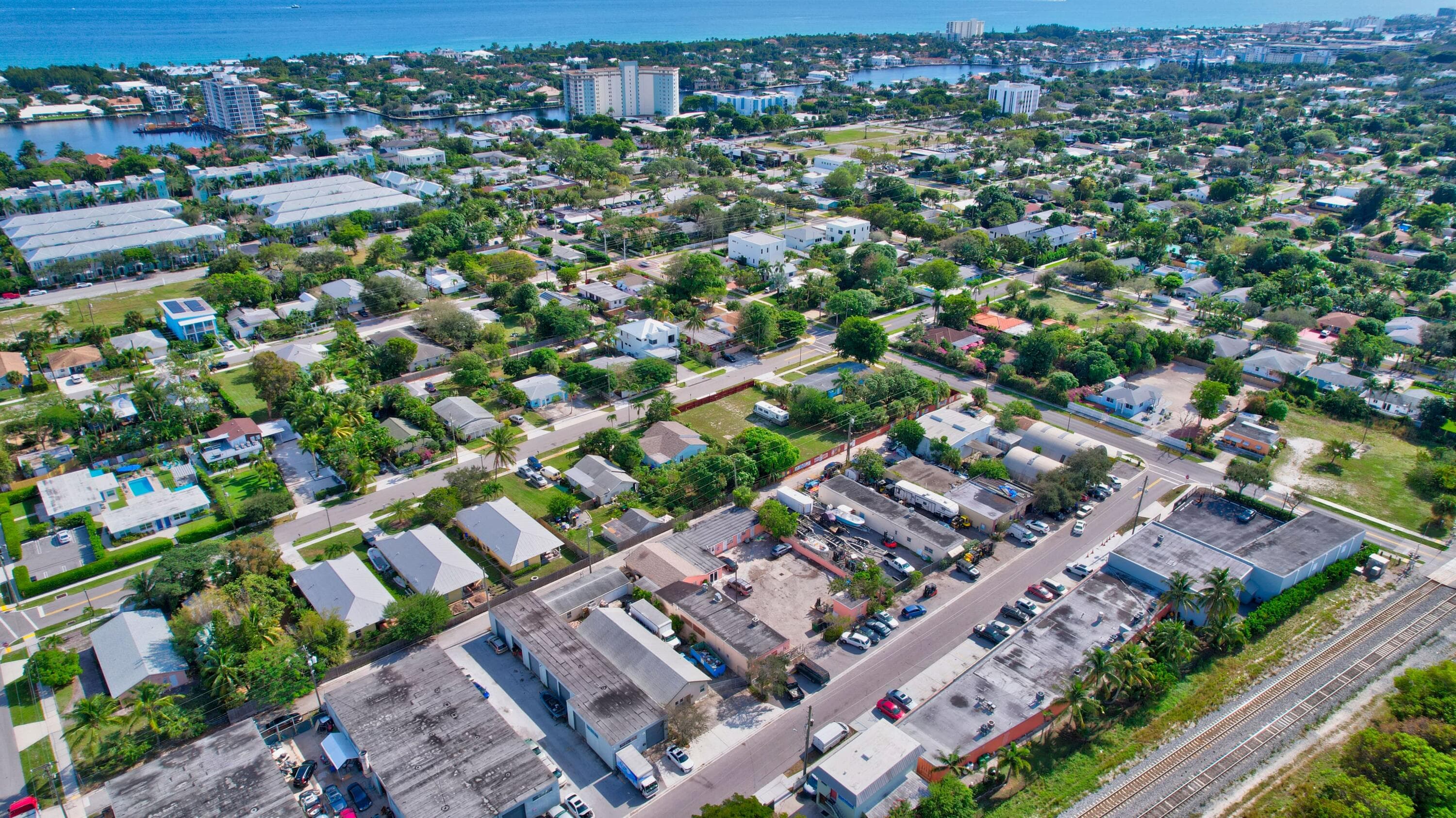 369 SE 2nd Avenue, Delray Beach, FL 33483 — photo 13 of 14
