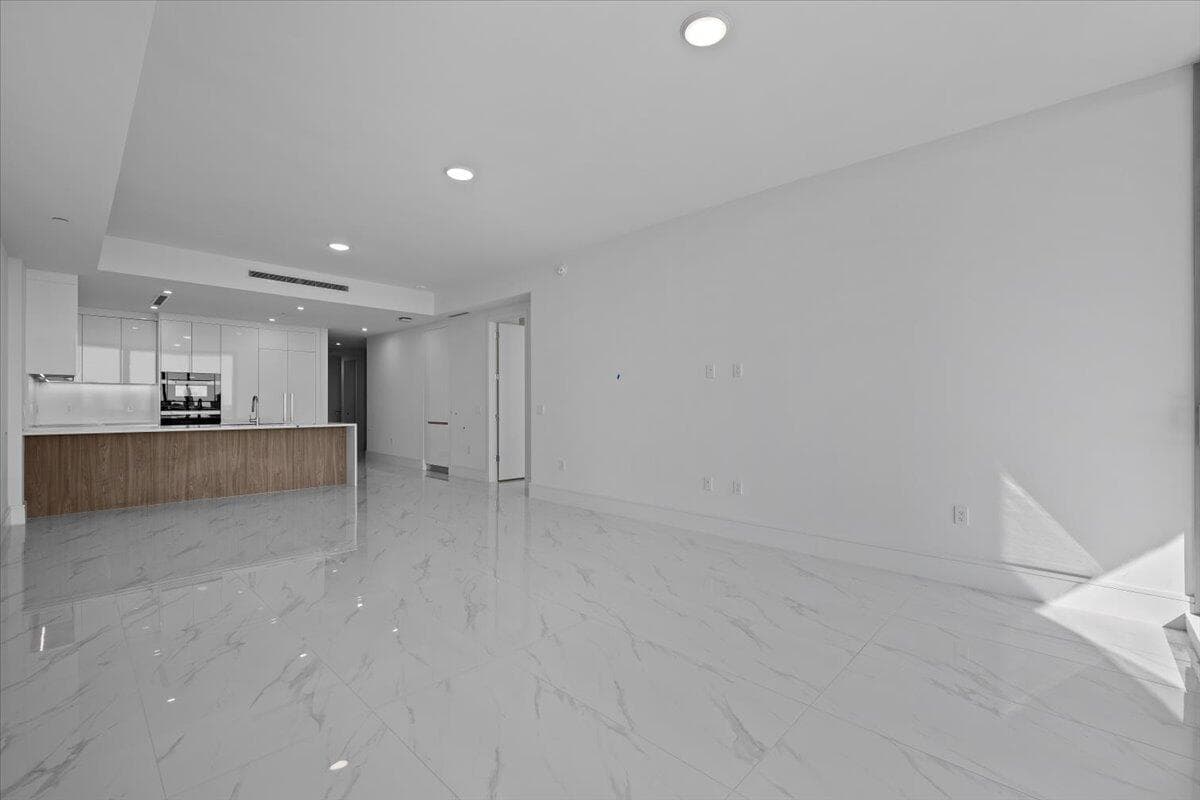 220 Lake Shore Drive 804, Lake Park, FL 33403 — photo 5 of 53