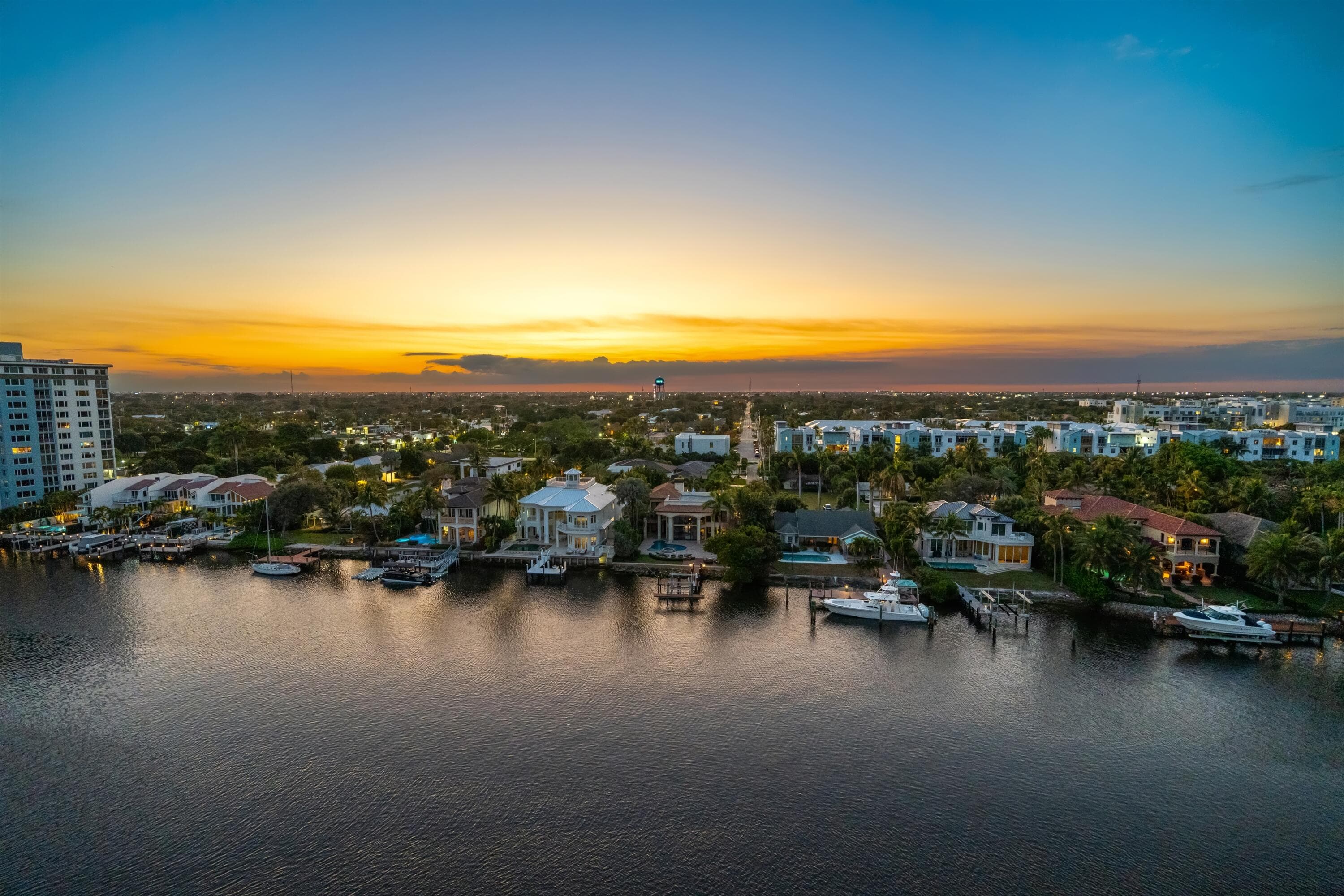 400 Seasage Drive 1101, Delray Beach, FL 33483 — photo 2 of 35