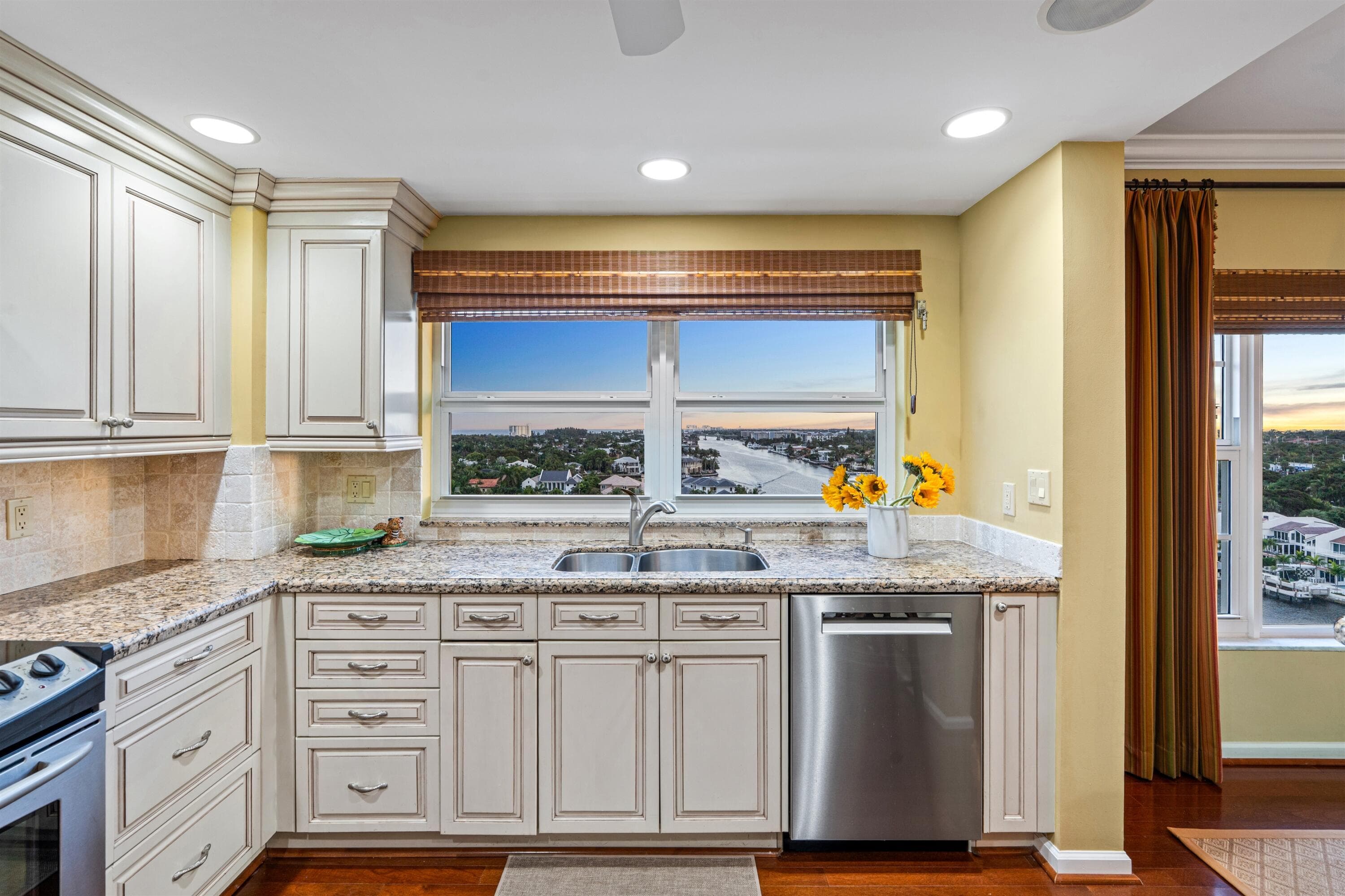 400 Seasage Drive 1101, Delray Beach, FL 33483 — photo 11 of 35
