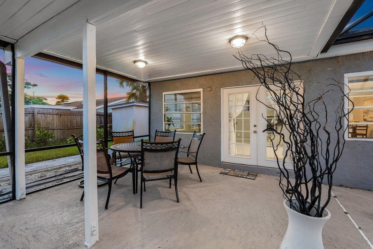 1837 16th Avenue N, Lake Worth Beach, FL 33460 — photo 35 of 43