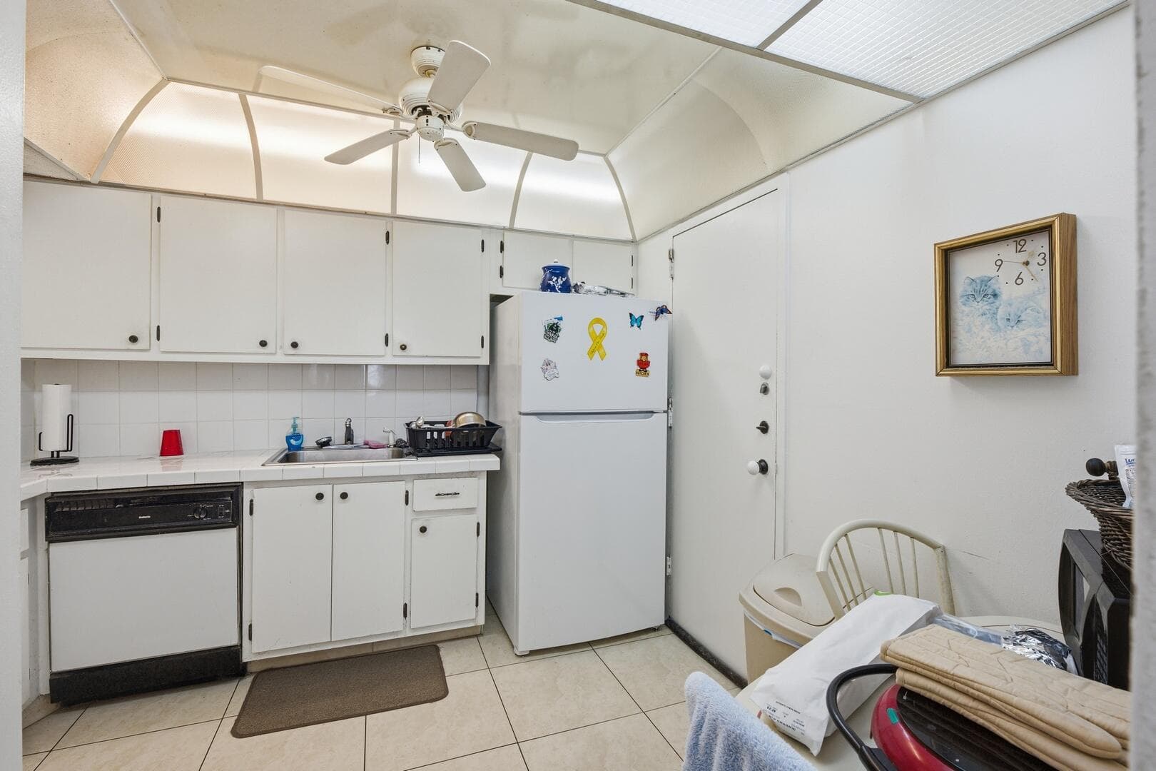 401 Golden Isles Drive 1009, Hallandale Beach, FL 33009 — photo 15 of 46
