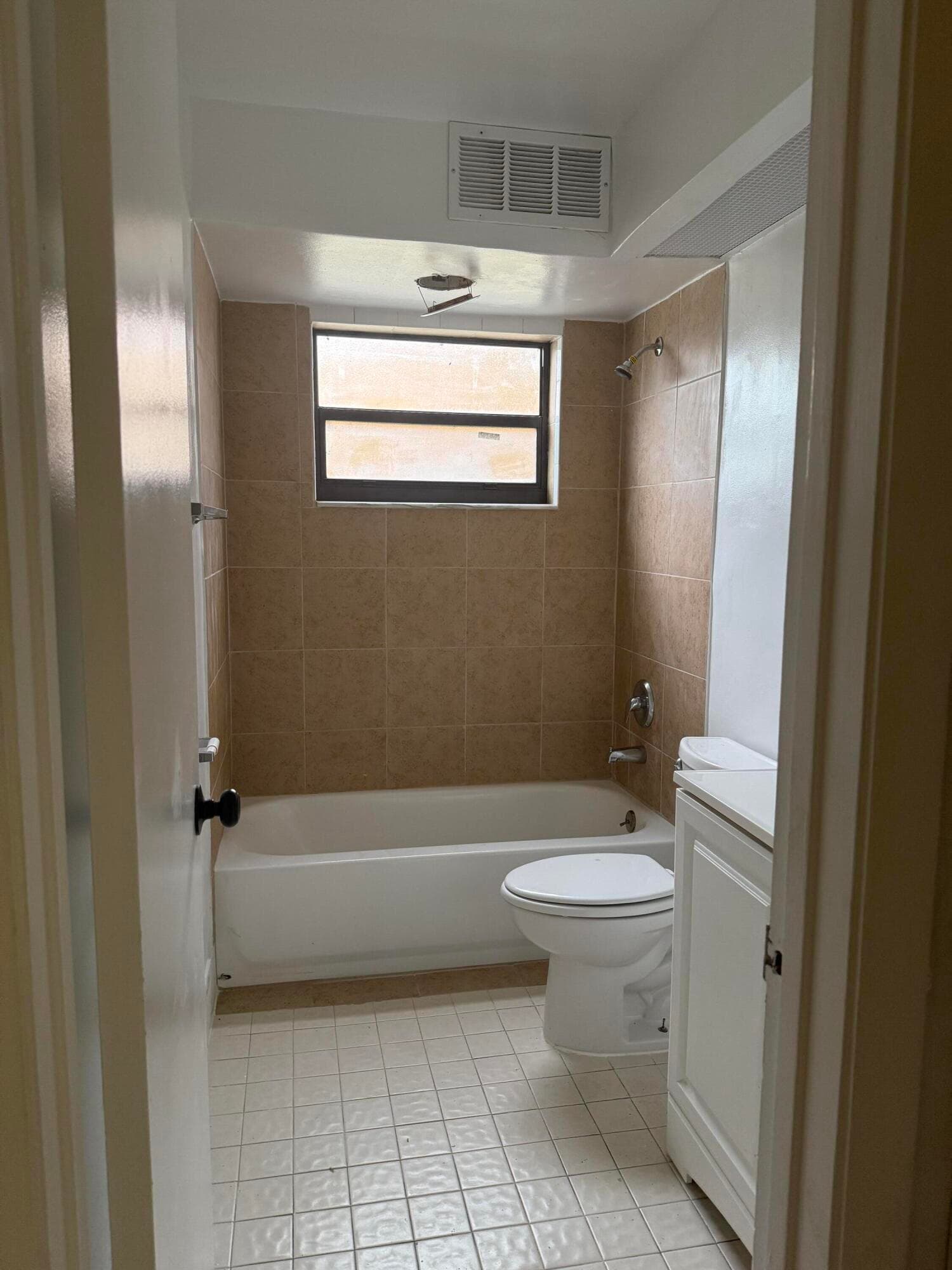 2541 NW 56th Avenue 1-19, Lauderhill, FL 33313 — photo 8 of 16