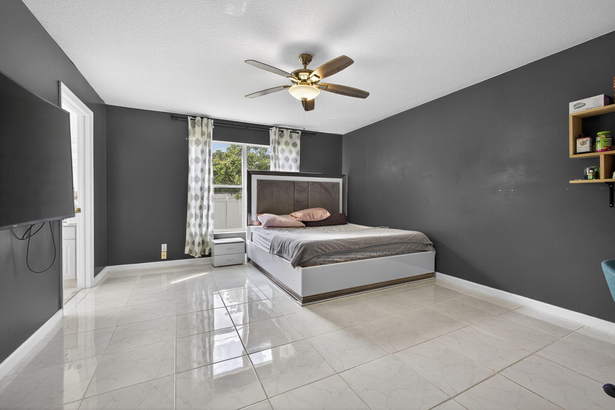 102 Brook Woode Court, Royal Palm Beach, FL 33411 — photo 31 of 63