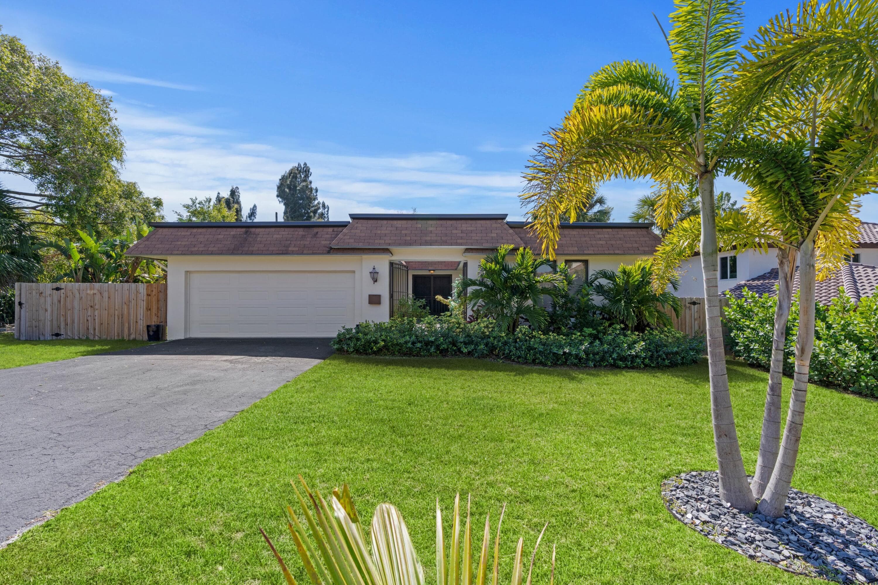 486 NW 1st Street, Boca Raton, FL 33432 — photo 30 of 48