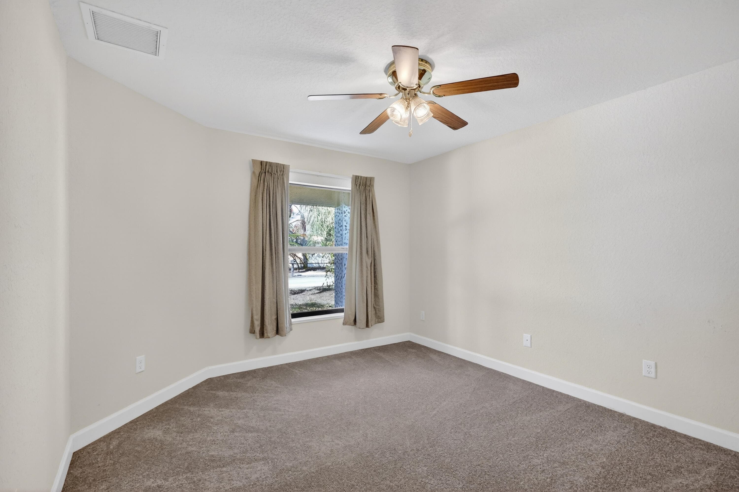 7 Aragon Lane, Port St. Lucie, FL 34952 — photo 16 of 46
