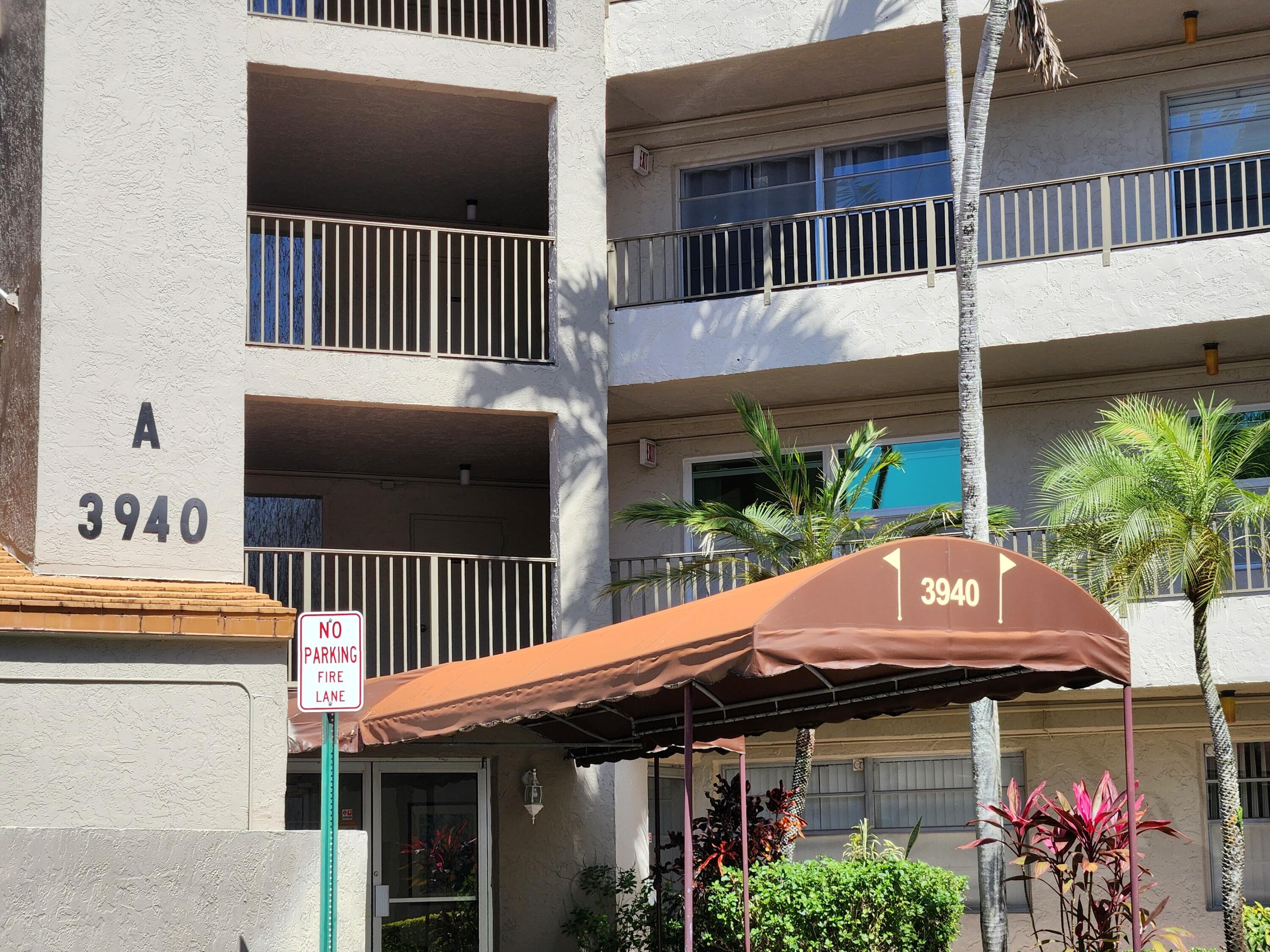 3940 Inverrary Boulevard 302, Lauderhill, FL 33319 — photo 21 of 22