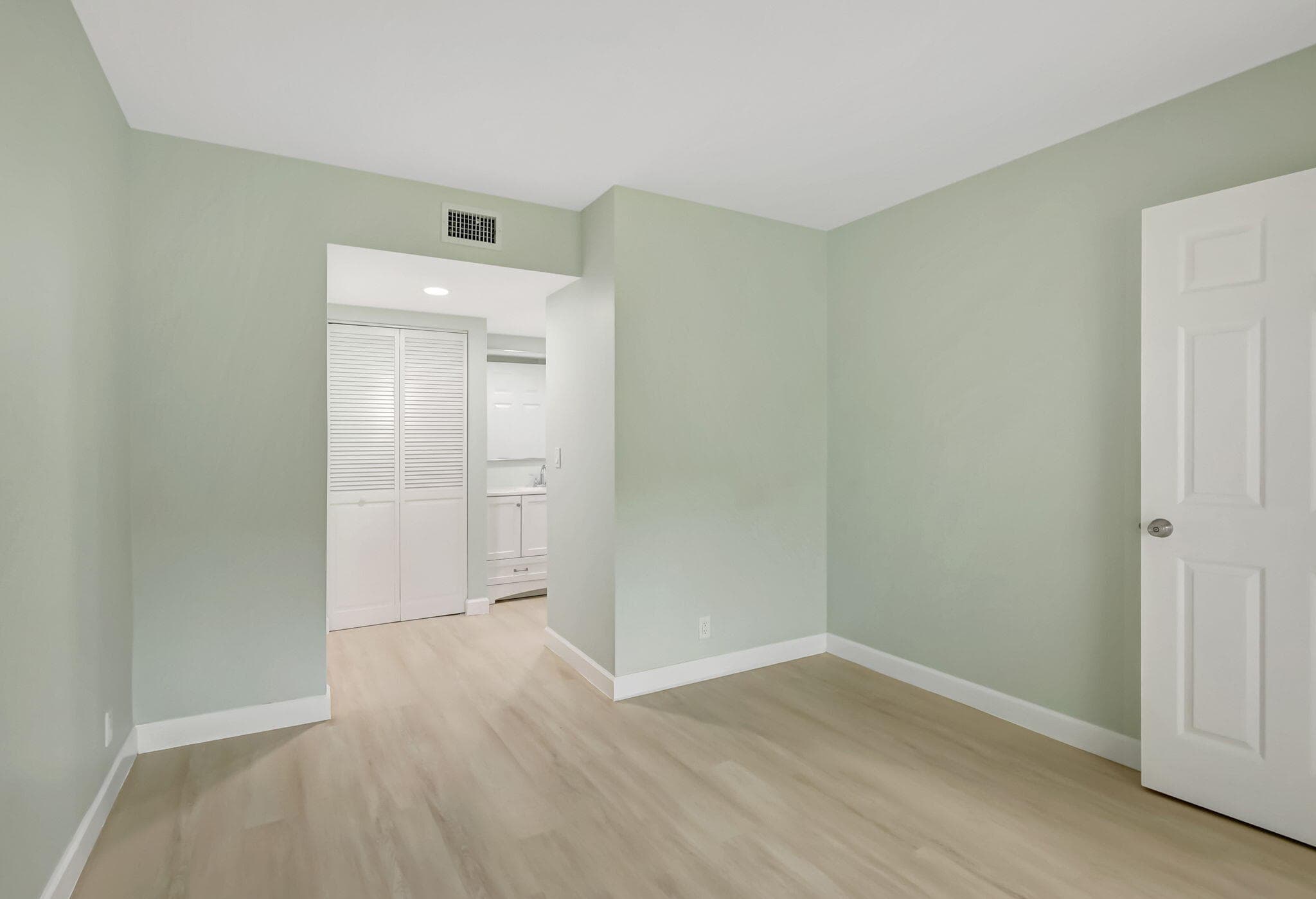 1538 SE Royal Green Circle 102, Port St. Lucie, FL 34952 — photo 17 of 32