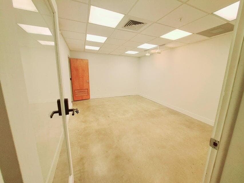 100 S 2nd Street 205, Fort Pierce, FL 34950 — photo 2 of 11