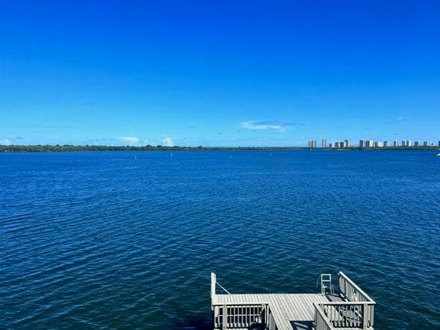 52 Yacht Club Drive 308, North Palm Beach, FL 33408 — photo 6 of 23
