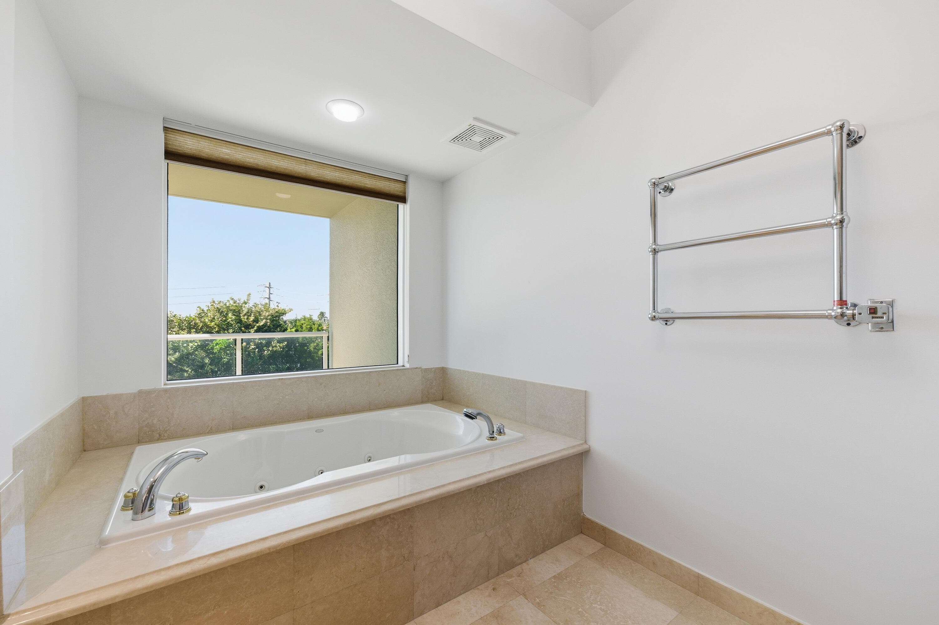 1063 Hillsboro Mile 301, Hillsboro Beach, FL 33062 — photo 34 of 75