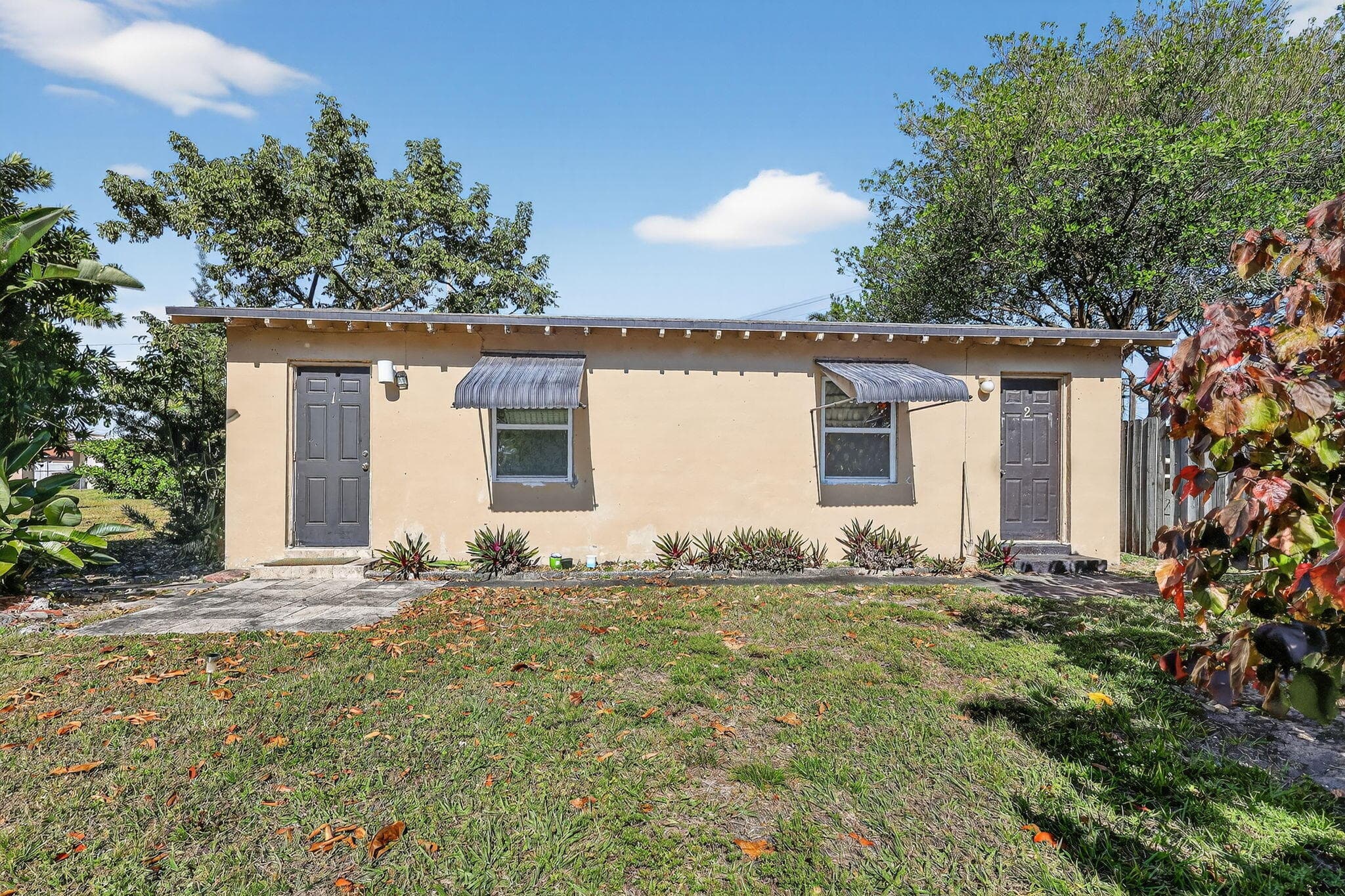 411 Columbus Parkway 1-5, Hollywood, FL 33021 — photo 2 of 11