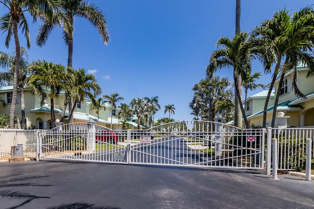 117 Barefoot Cove, Hypoluxo, FL 33462 — photo 2 of 16
