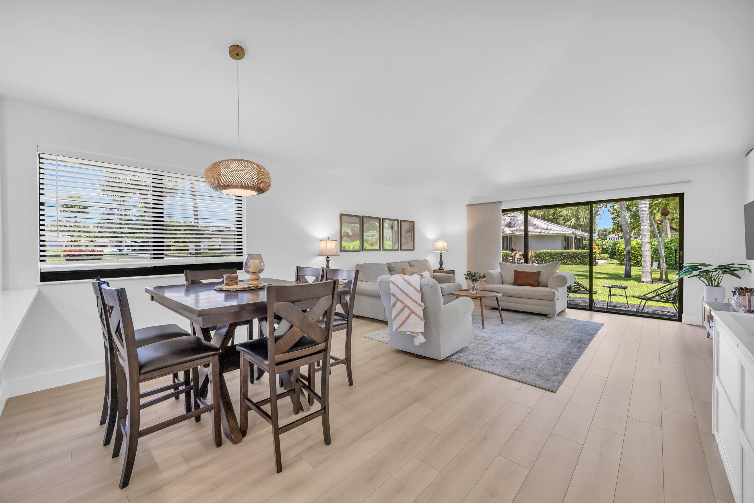 836 Club Drive, Palm Beach Gardens, FL 33418 — photo 5 of 36
