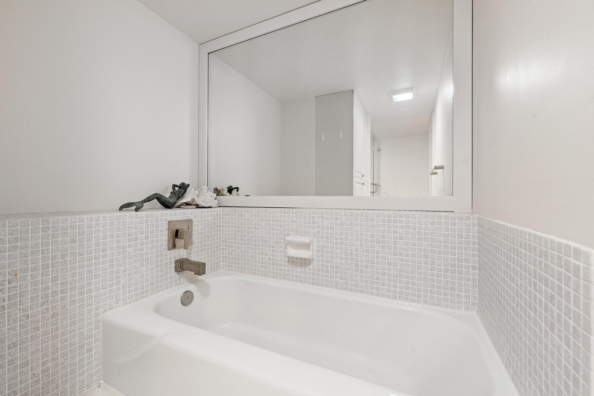 5380 N Ocean Drive 19e, Singer Island, FL 33404 — photo 12 of 34